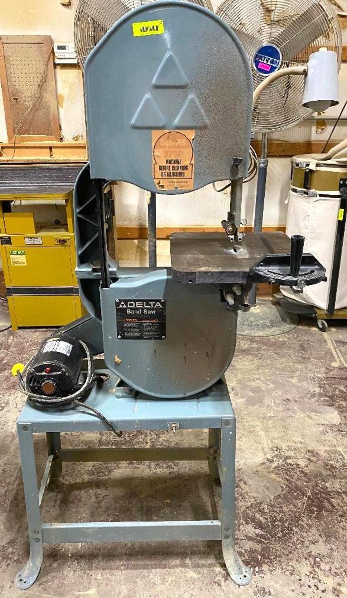 DESCRIPTION: DELTA BAND SAW W/ STAND BRAND/MODEL: DELTA 62-142 ADDITIONAL INFORMATION: 1/2 HP, 1725