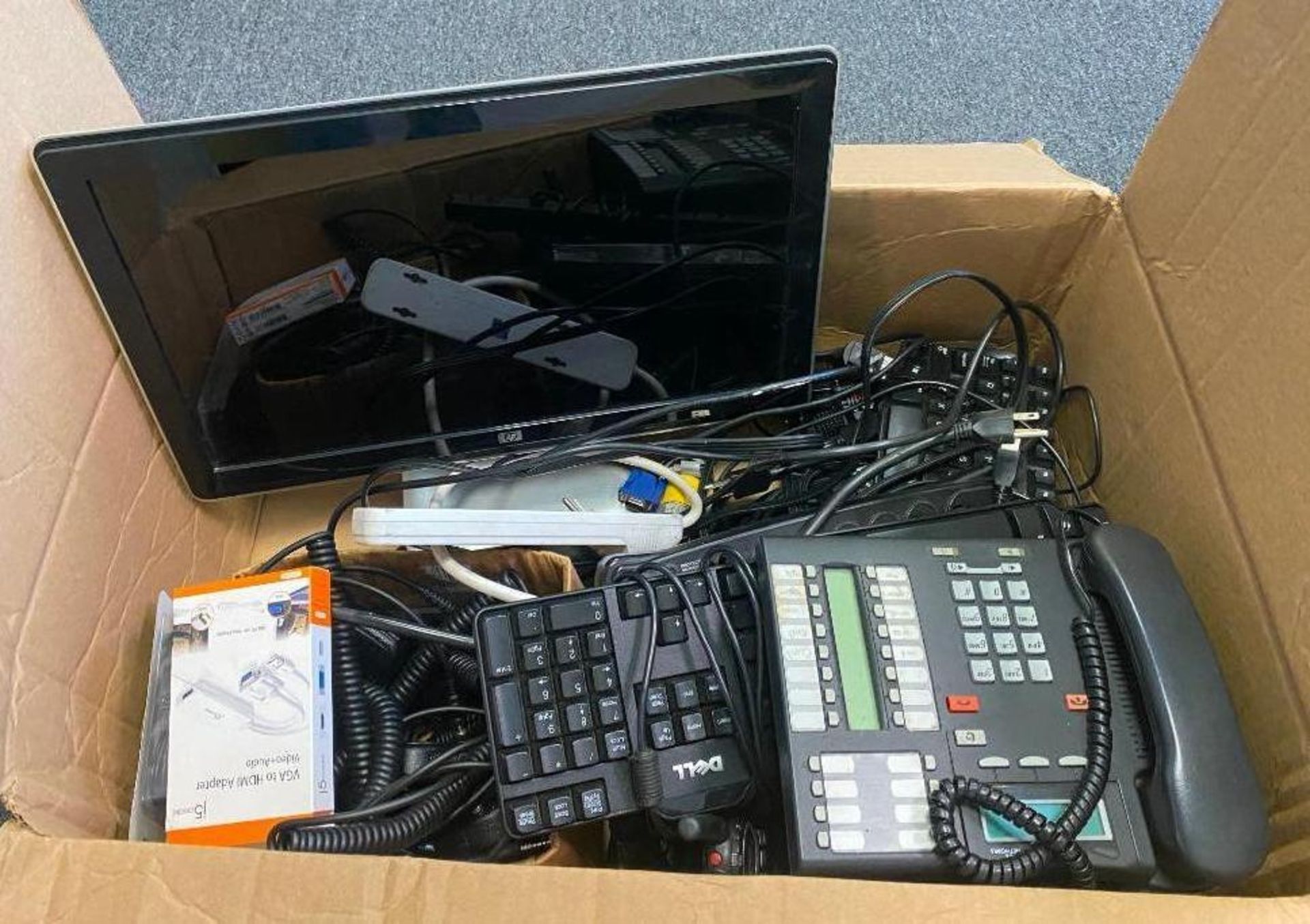 DESCRIPTION: BOX OF ASSORTED ELECTRONICS AS SHOWN THIS LOT IS: ONE MONEY QTY: 1