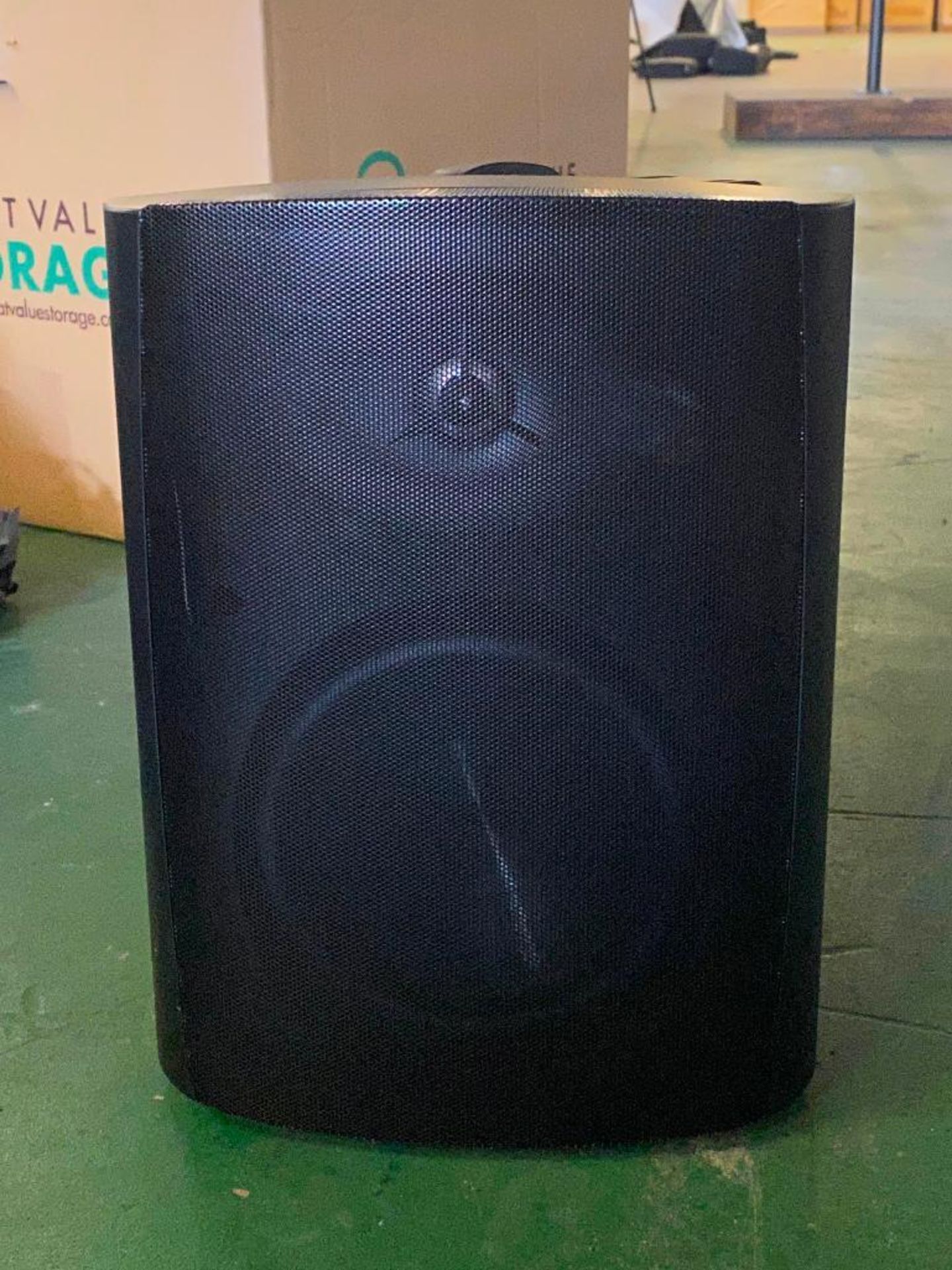 DESCRIPTION: (2) - ALL WEATHER SERIES SURFACE MOUNT SPEAKERS BRAND / MODEL: EPISODE RETAIL PRICE: $2 - Image 4 of 10