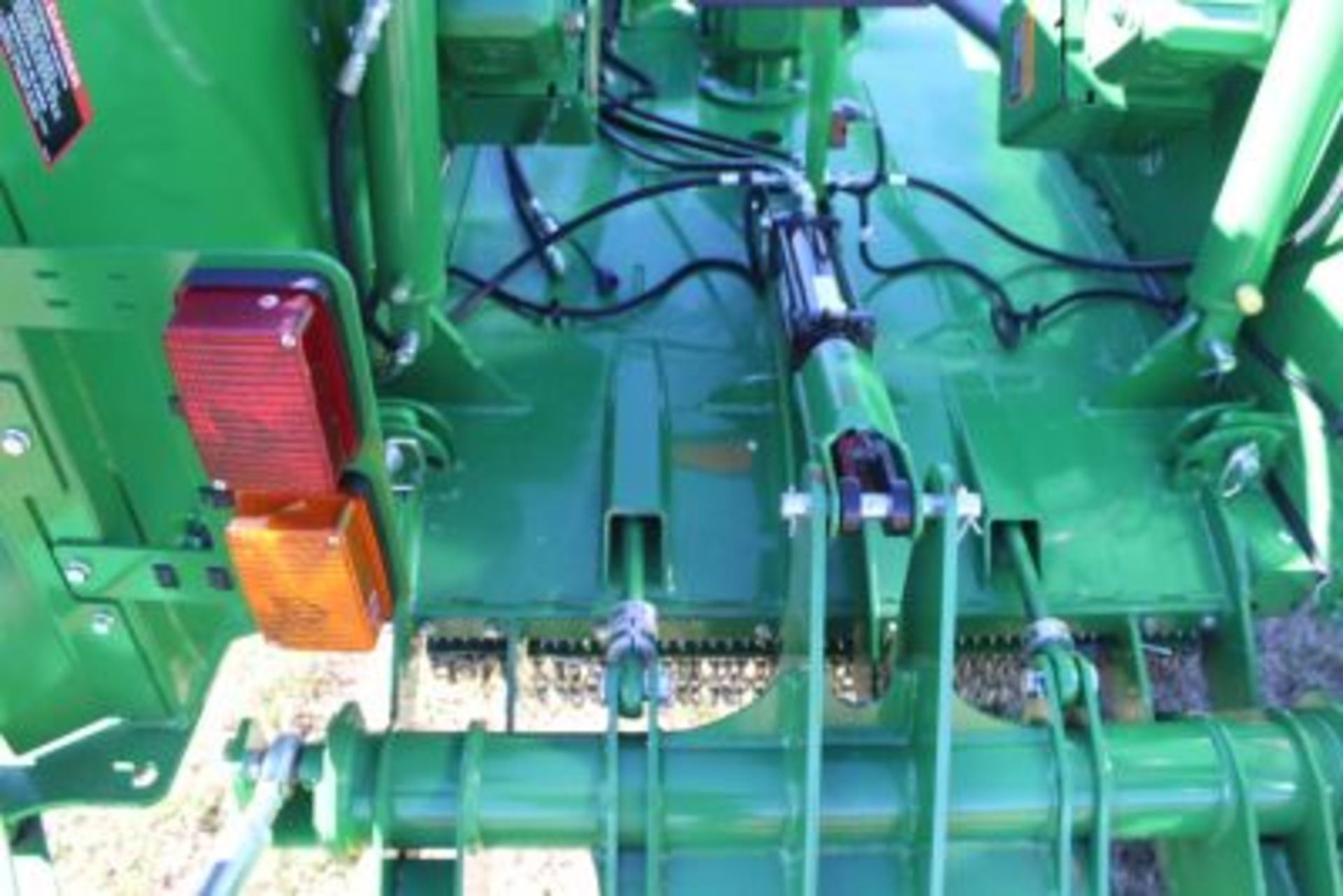 JOHN DEERE E12 - 12' BRUSH HOG - Image 4 of 6