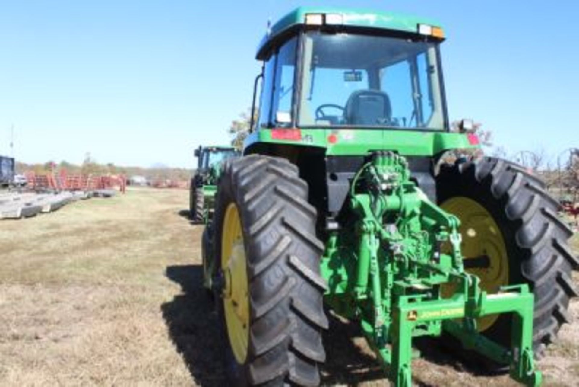 1998 JOHN DEERE 7610 CAB TRACTOR - Image 3 of 7