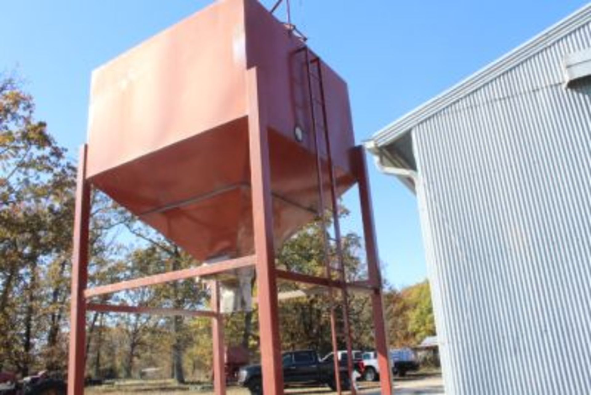 17 TON OVERHEAD FEED BIN - Image 5 of 5