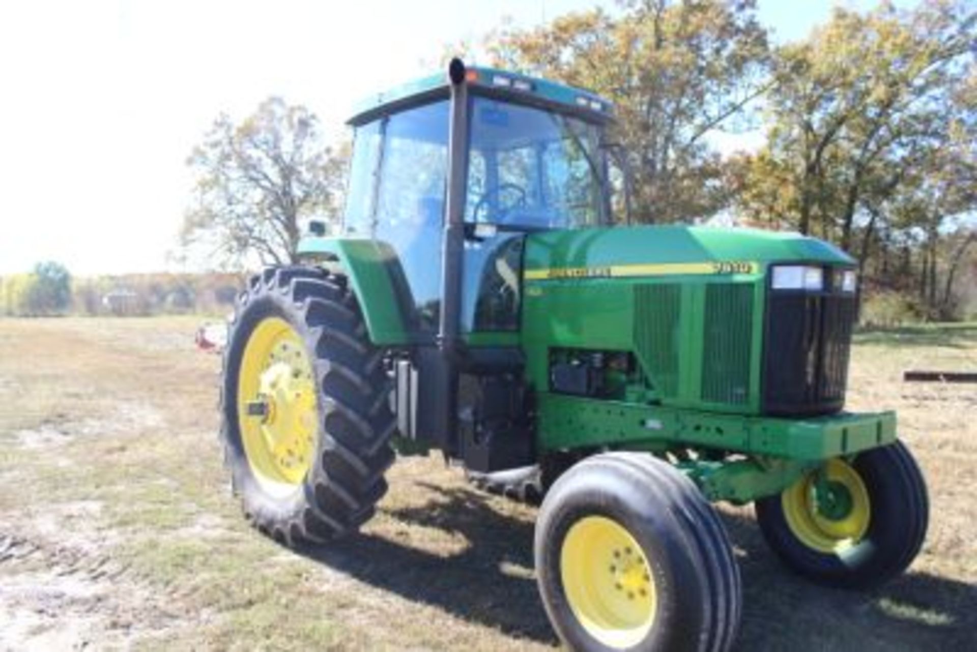 1998 JOHN DEERE 7610 CAB TRACTOR