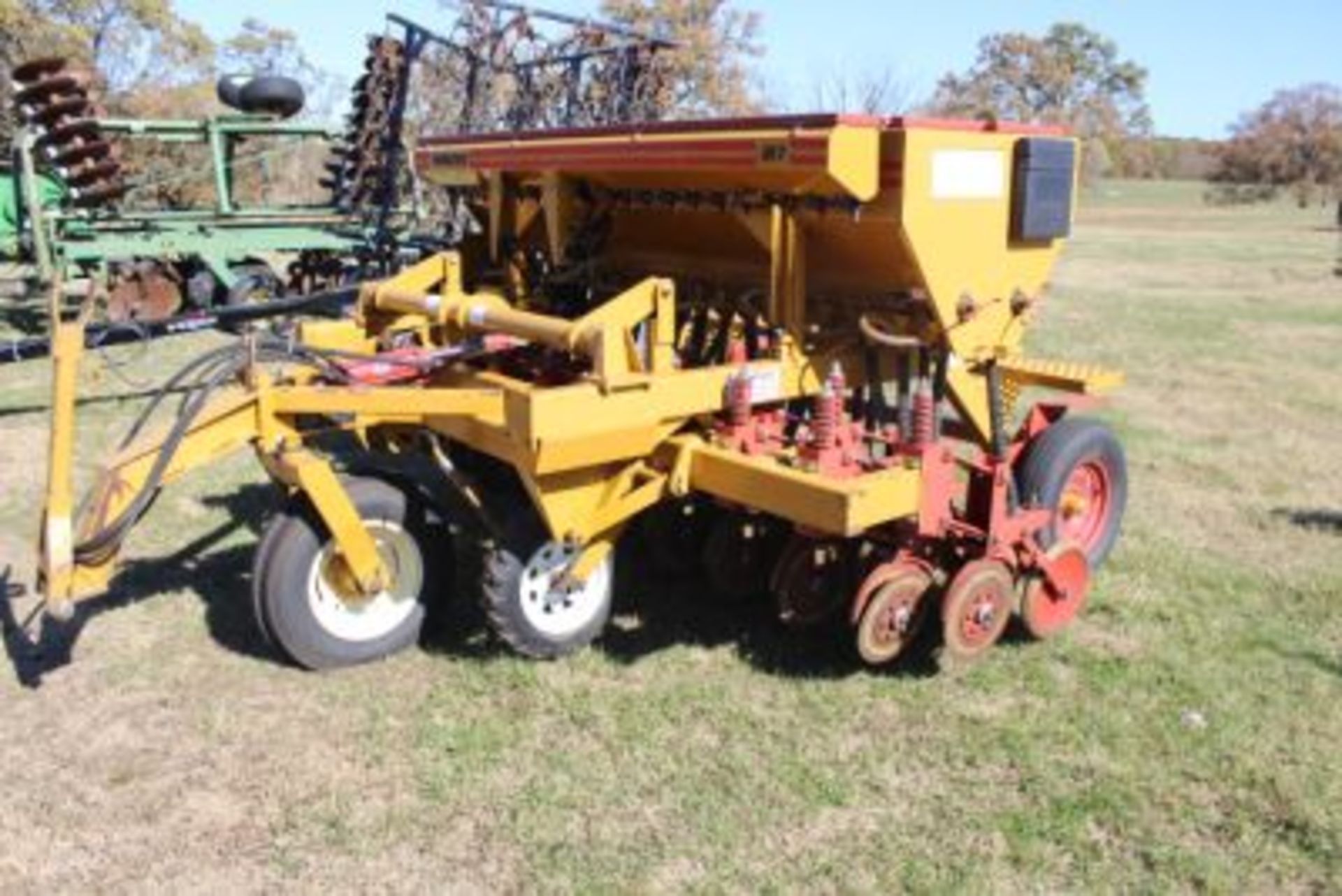 HAYBUSTER GRAIN DRILL MODEL 107