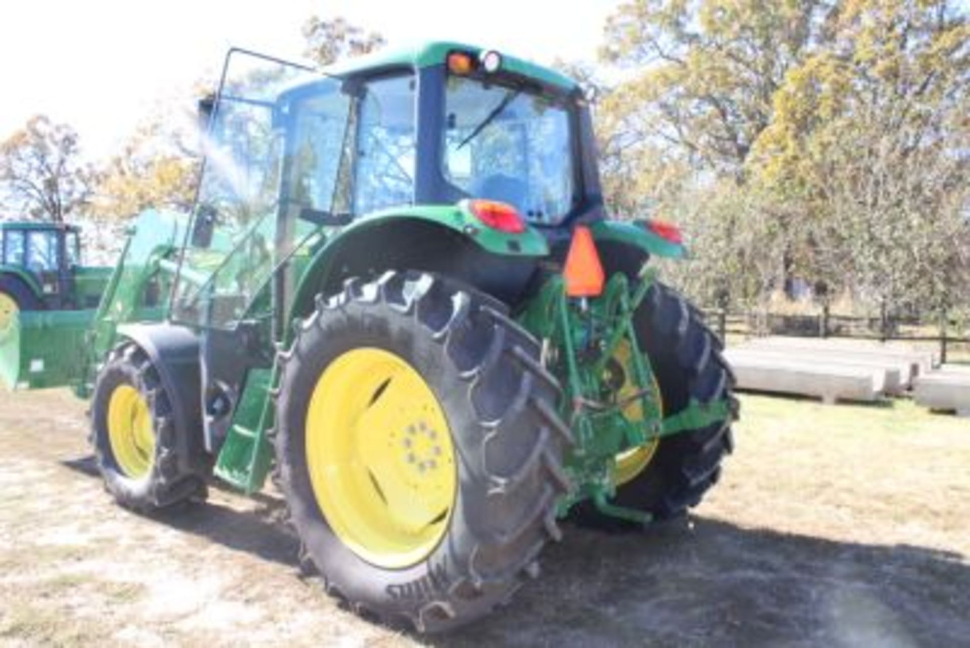 2017 JOHN DEERE 6130 W/ 640R LOADER - Image 2 of 9