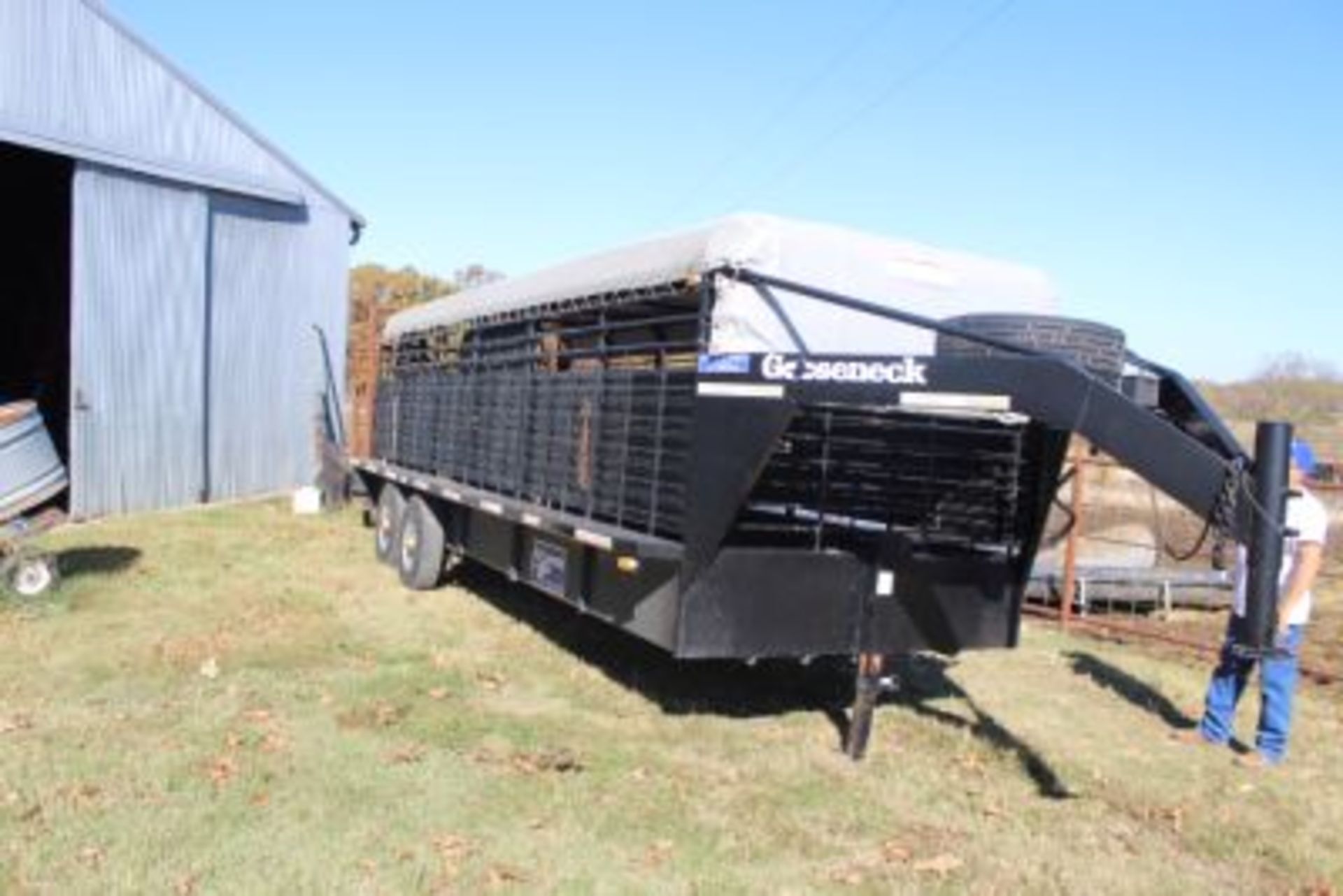 2014 GOOSENECK CATTLE TRAILER