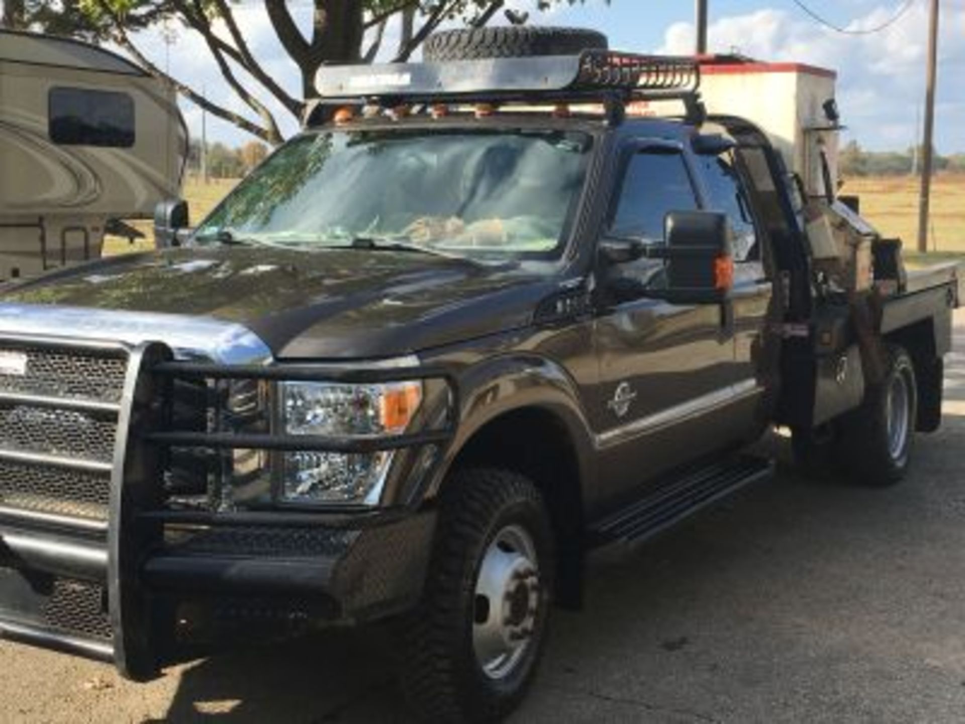 2015 FORD F350 FLATBED. - Image 3 of 4