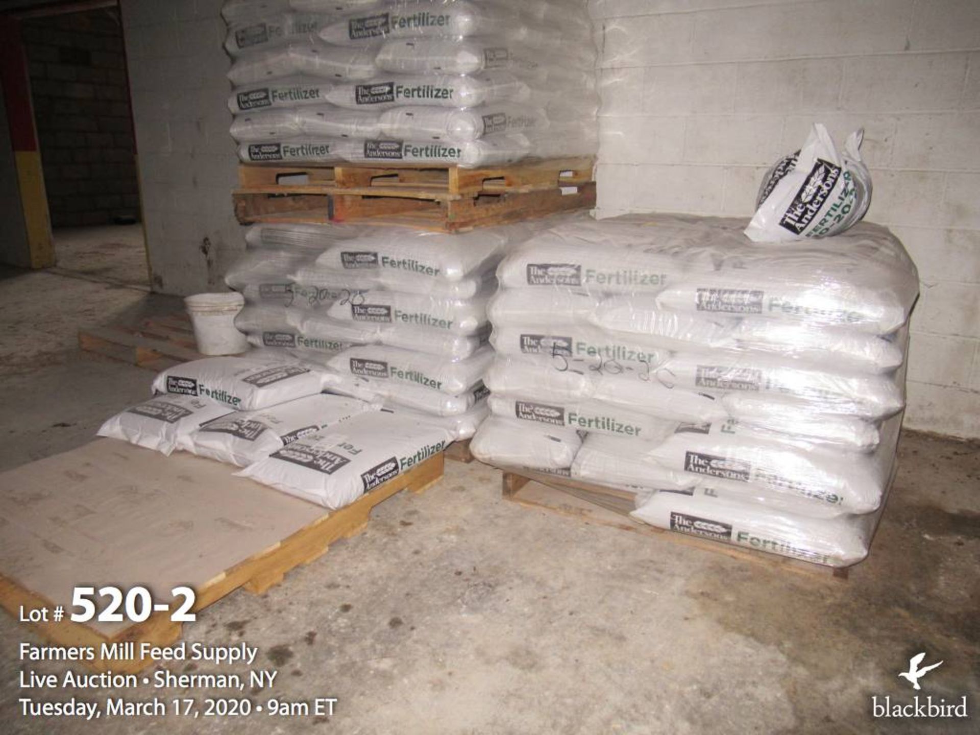contents of room assorted types of fertilizer, etc. - Image 3 of 7