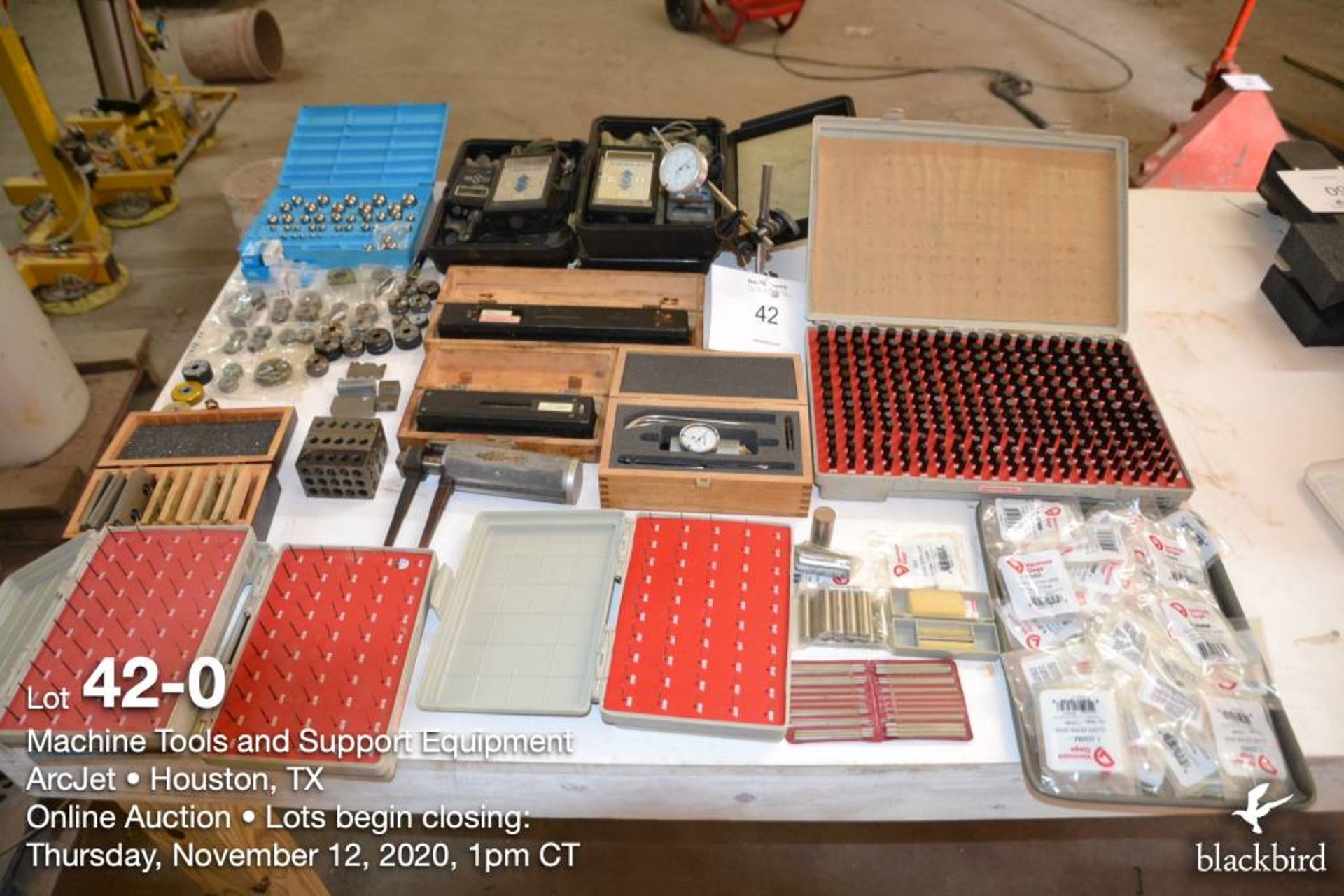 (Lot): misc. inspection items, 11 in -1 in micrometers, precision ID hole gauges, wire numbers, etc.