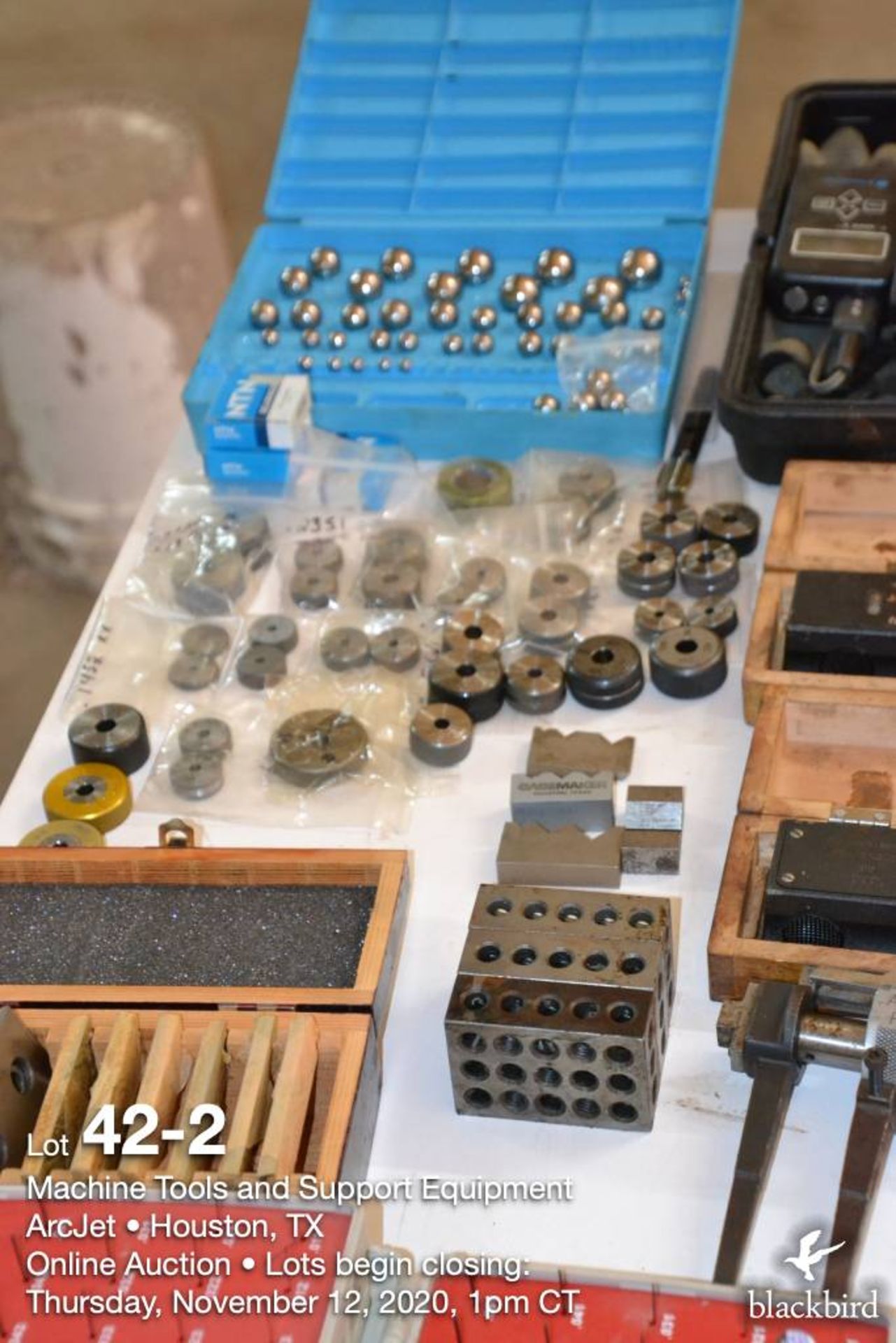 (Lot): misc. inspection items, 11 in -1 in micrometers, precision ID hole gauges, wire numbers, etc. - Image 3 of 9