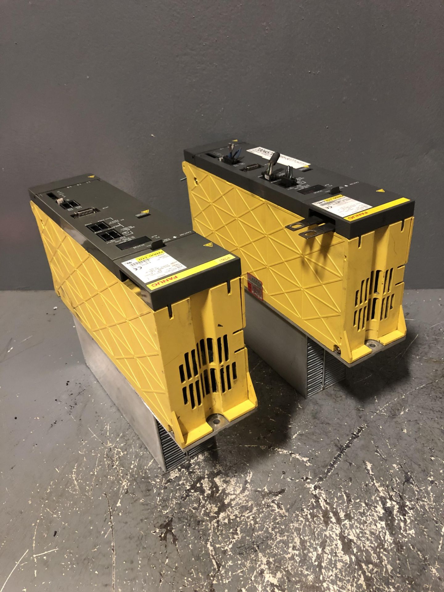 (2) FANUC A06B-6077-H111 POWER SUPPLY MODULES - Image 2 of 4