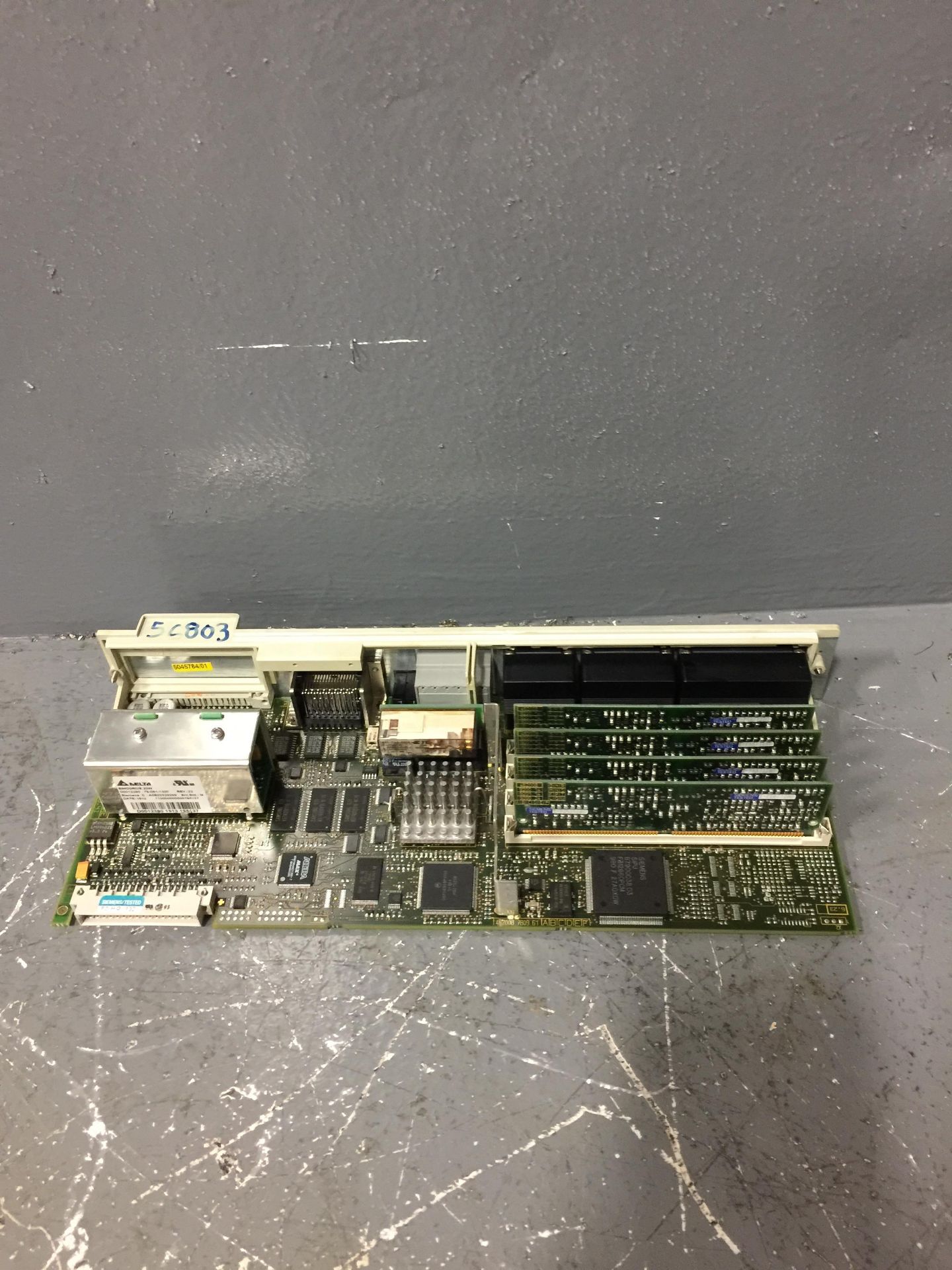 SIEMENS 6SN1118-0DK23-0AA0 CIRCUIT BOARD