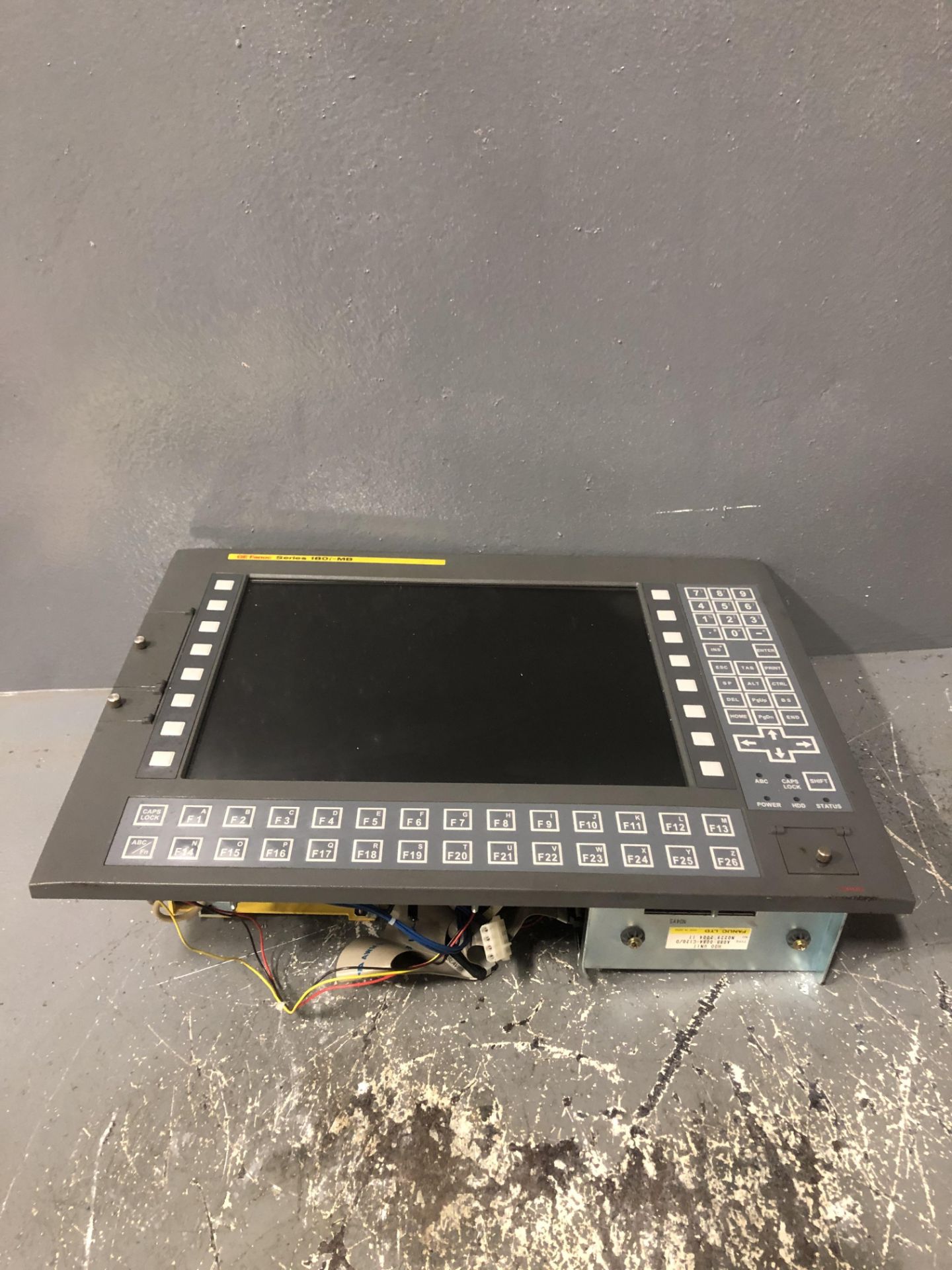 FANUC A13B-0196-B412 PANEL W/ A08B-0084-D432 BASE UNIT & A08B-0084-C120/D HDD UNIT - Image 2 of 6