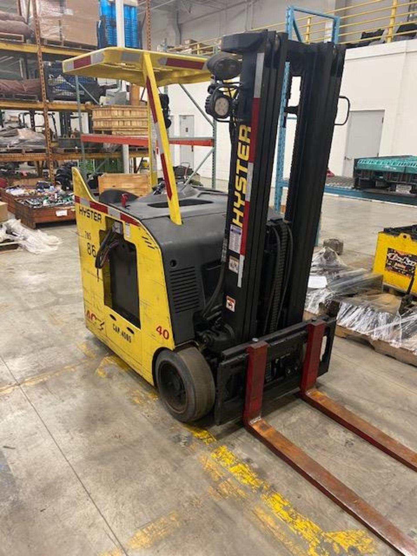 2014 Hyster 4,000 Lb Capacity Electric Forklift Model E40HSD2-21