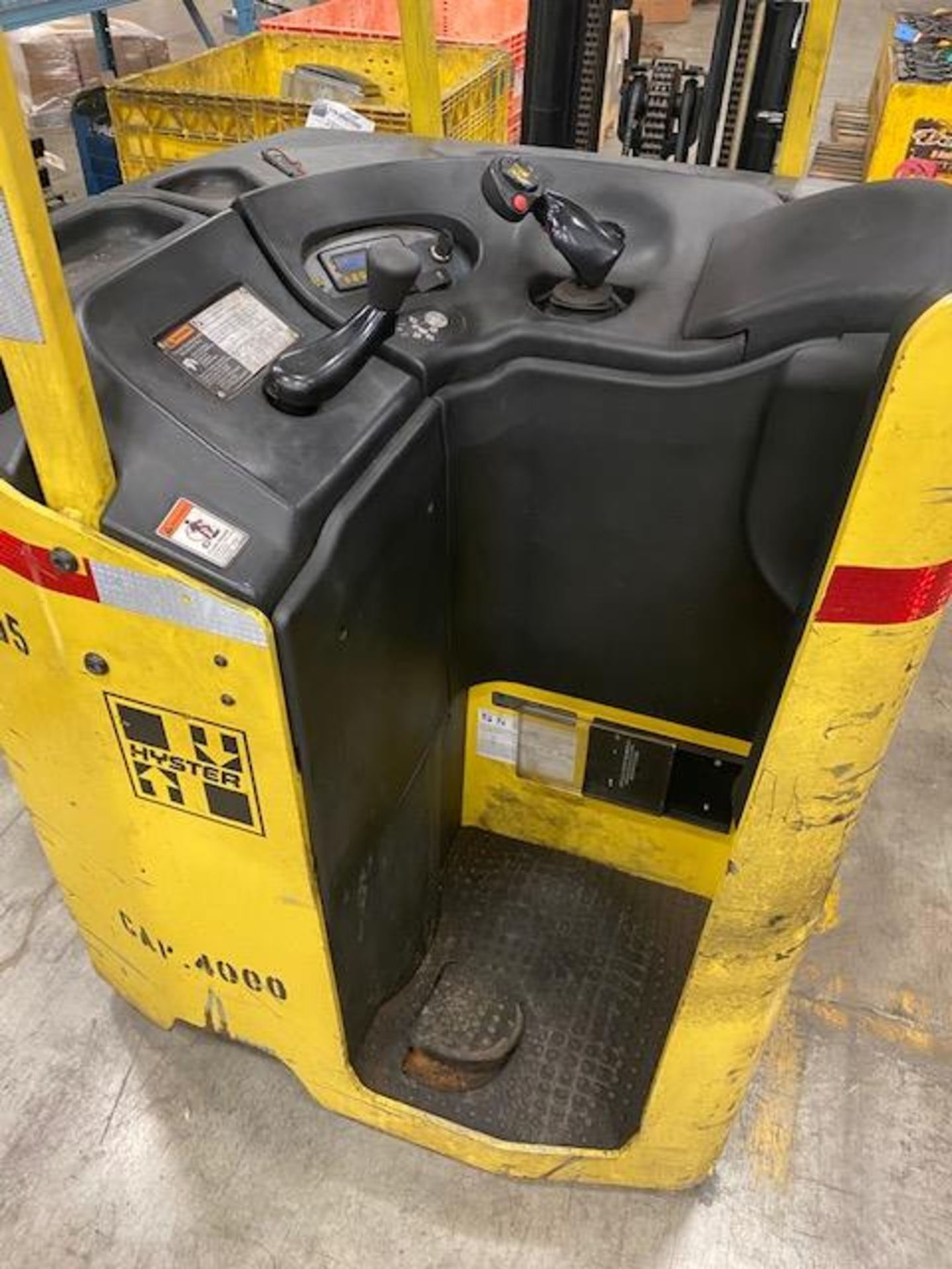 2014 Hyster 4,000 Lb Capacity Electric Forklift Model E40HSD2-21 - Image 7 of 9
