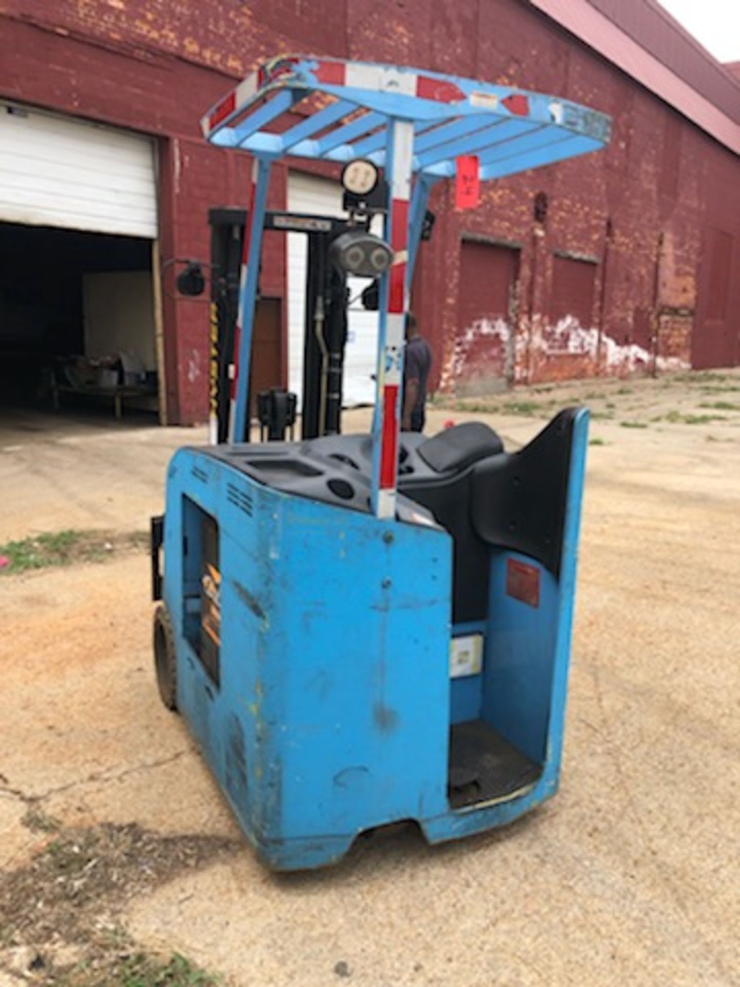 2014 Hyster 4,000 Lb Capacity Electric Forklift Model E40HSD2-21 - Image 4 of 6