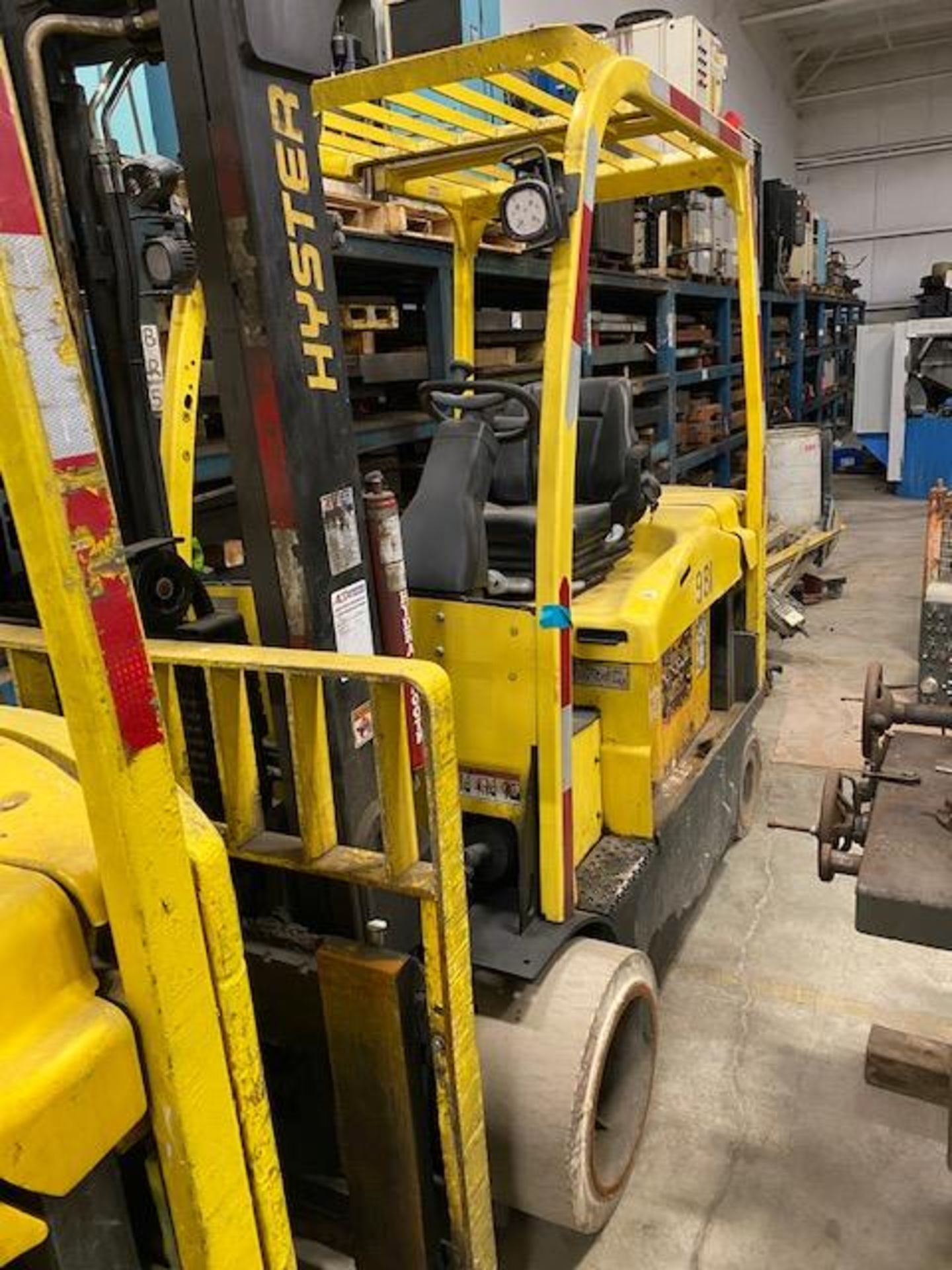 2014 Hyster 10,000 Lb Capacity Electric Forklift Model E100XN