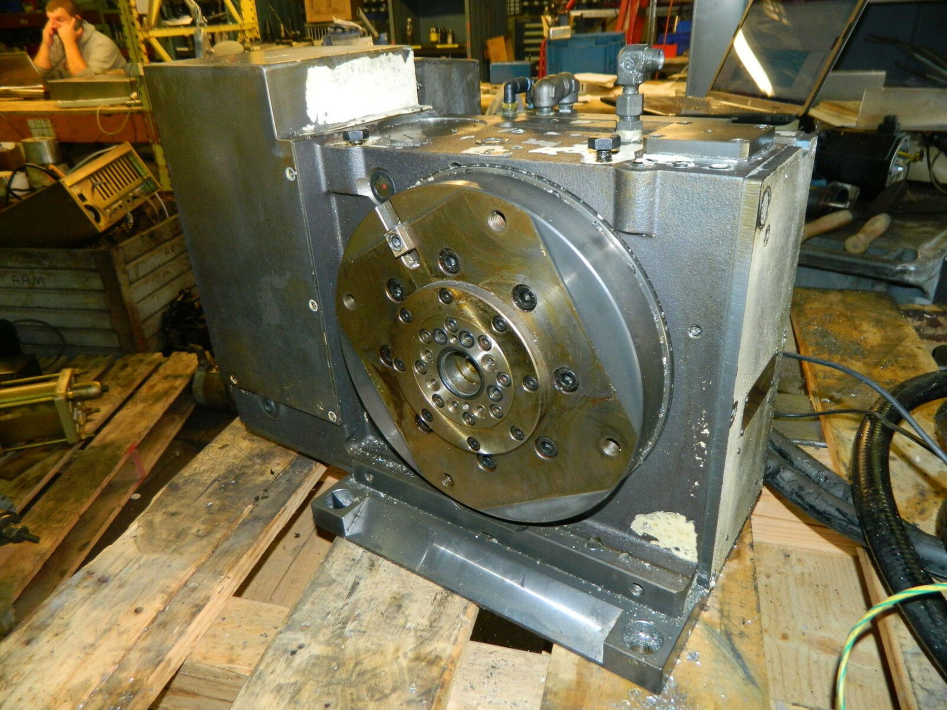 Tsudakoma 10" NC Rotary Table w/ Tailstock, # RB-250L - Image 4 of 9