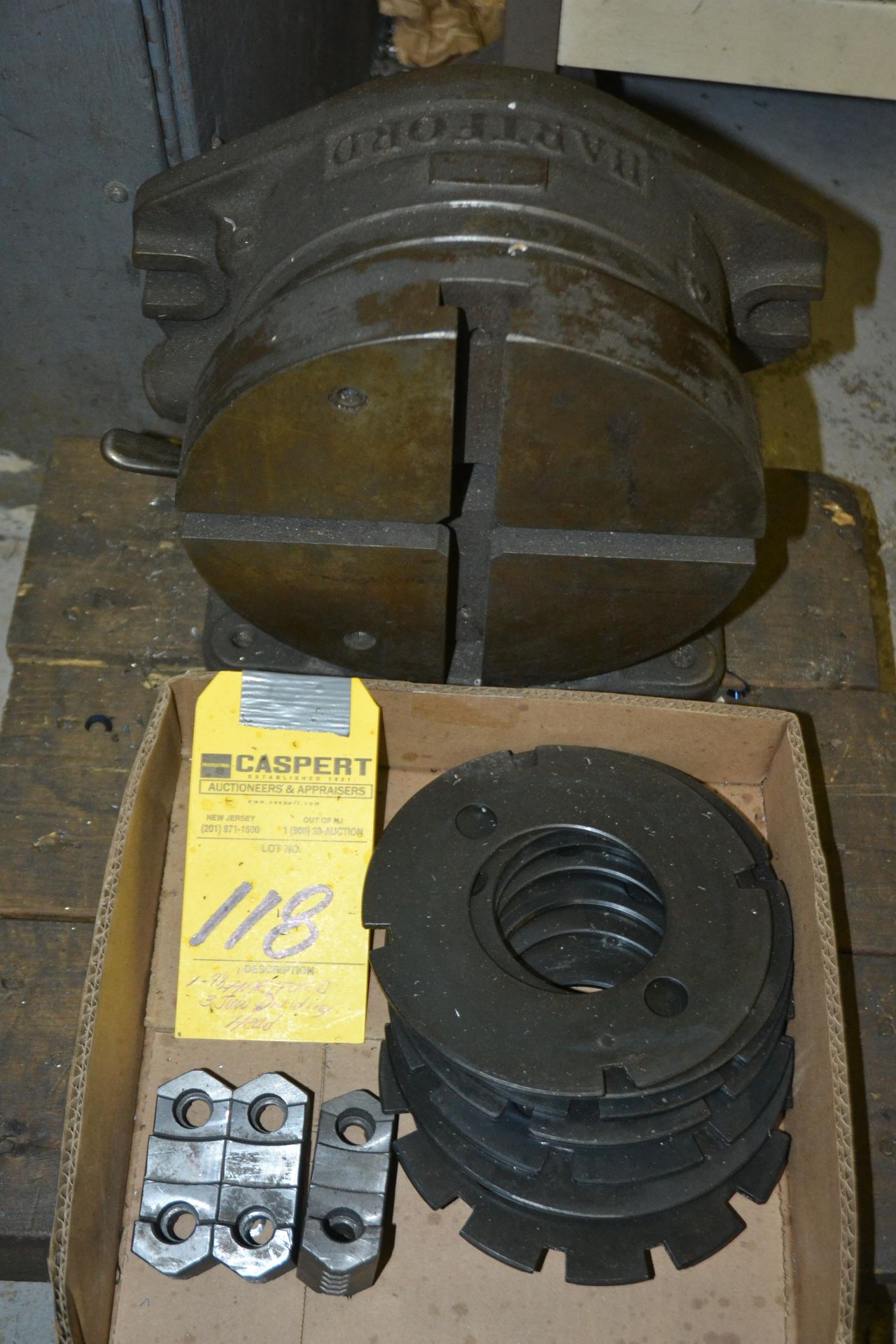 9 1/2" HARTFORD 3-JAW DIVIDING HEAD