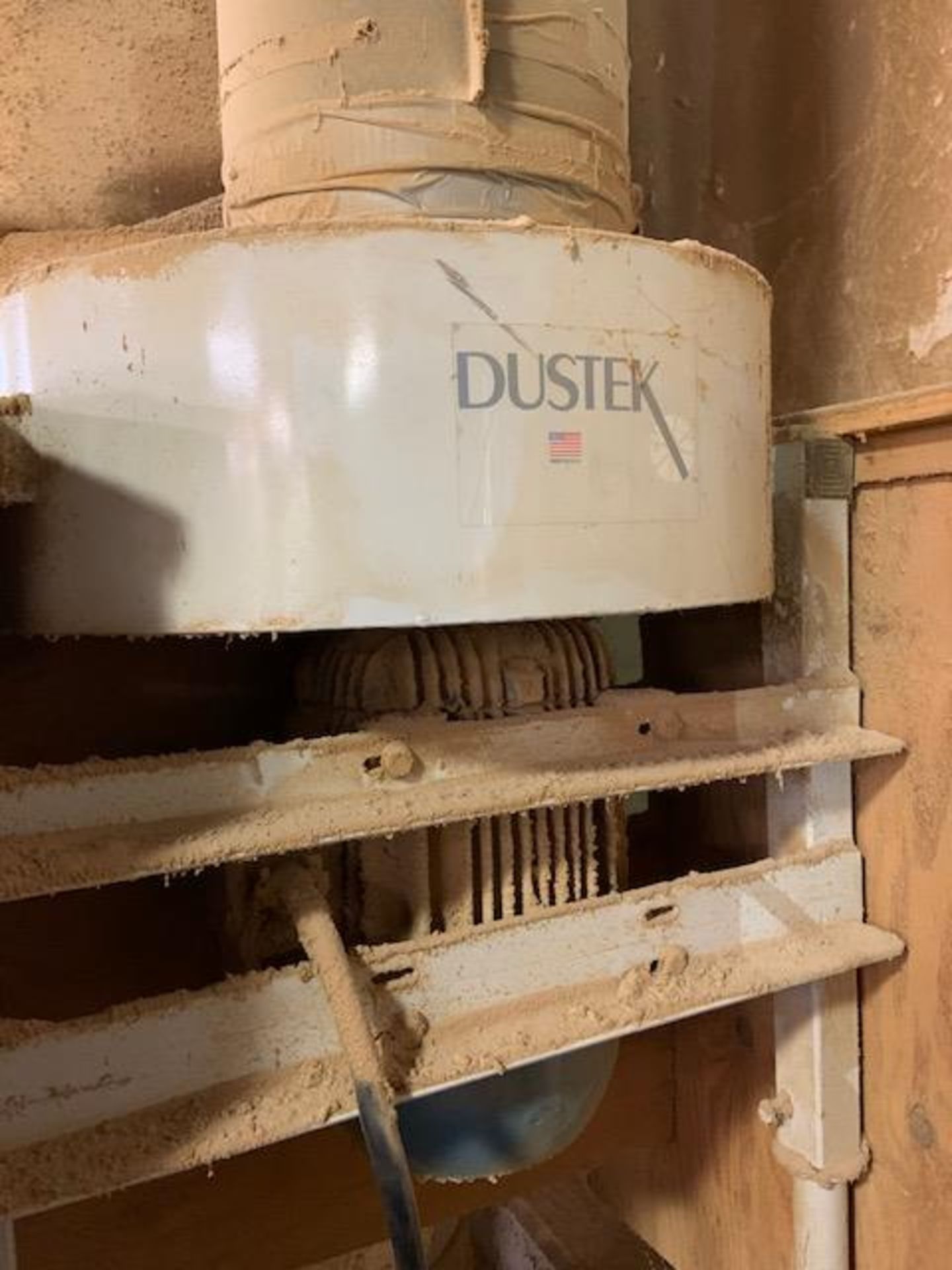 Dustek Vacuum System