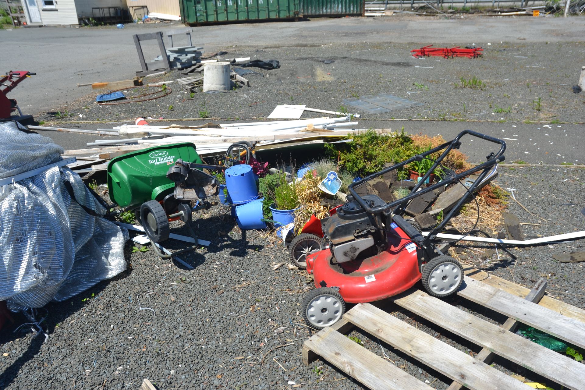 LOT - LAWN MOWER, SPREADER, EDGER, ETC