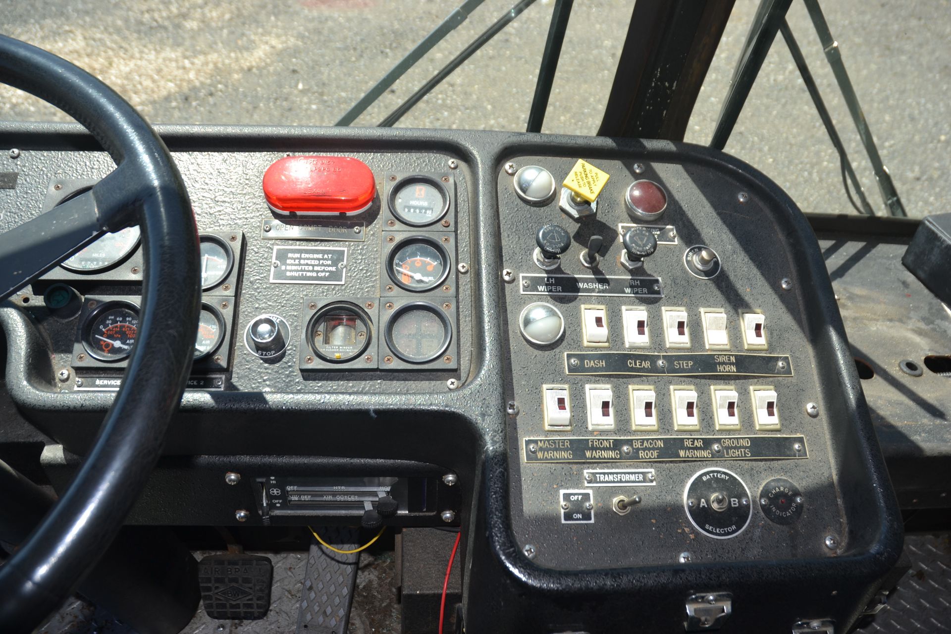 1985 HAHN PUMPER FIRE ENGINE, 25K MILES - Image 6 of 8