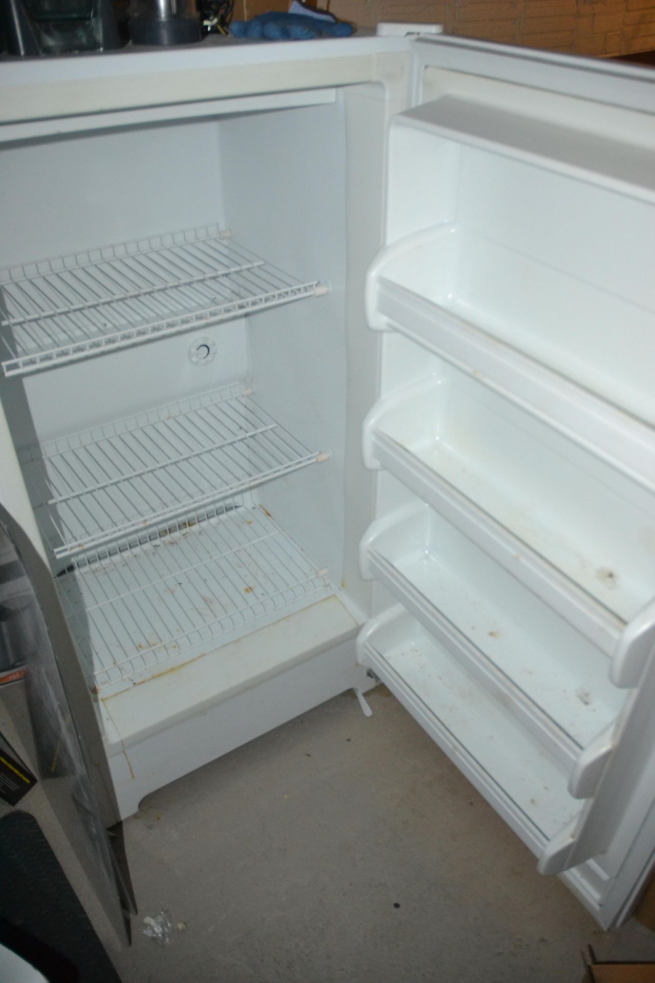 Frigidaire 1-Door Refrigerator, 27"D x 28"W x 55"H - Image 2 of 2