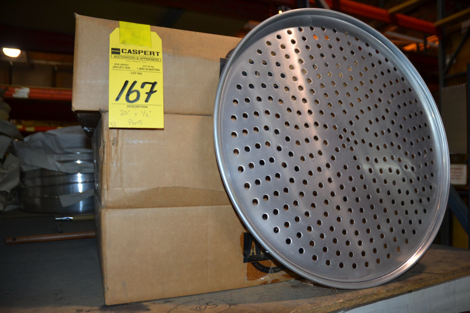 20" x 1/2" Perforated Straight Sided Pizza Pans