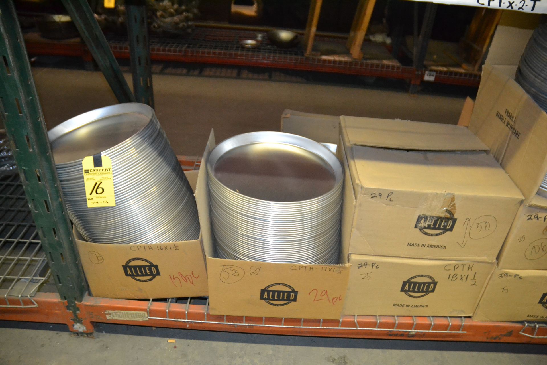 16" - 18" x 1 1/2" Deep Tapered Pans