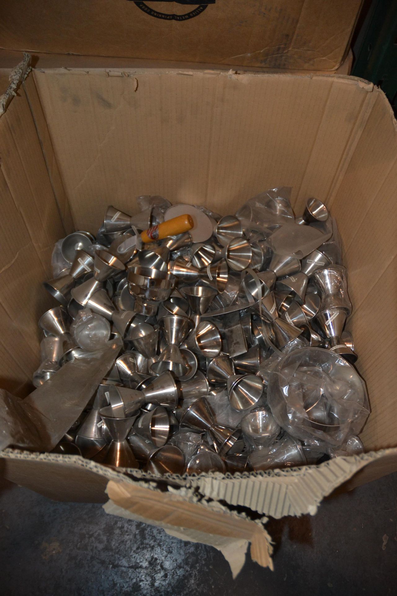 Boxes of Cocktail Measuring Cups - Image 2 of 2
