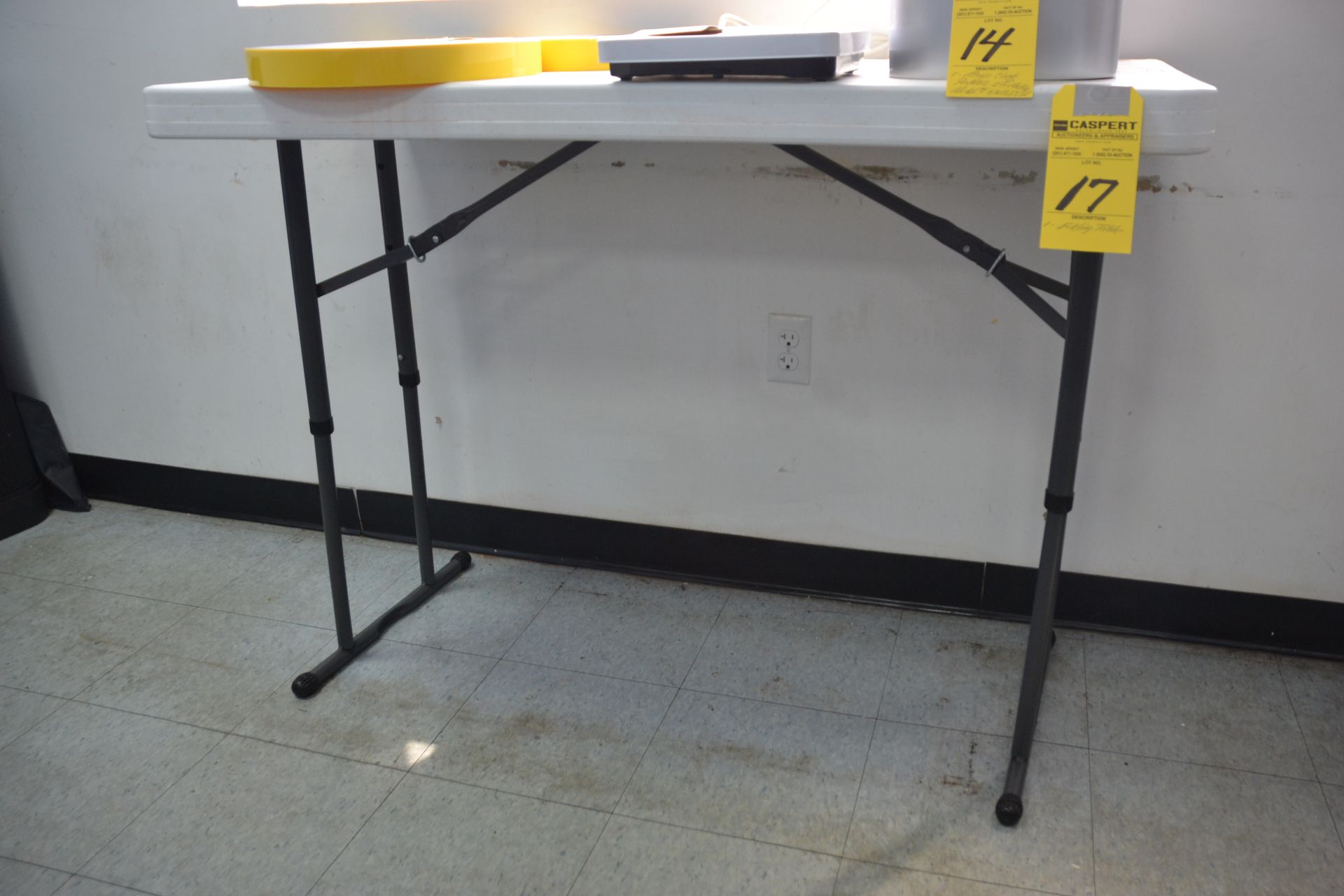 Lifetime Folding Table