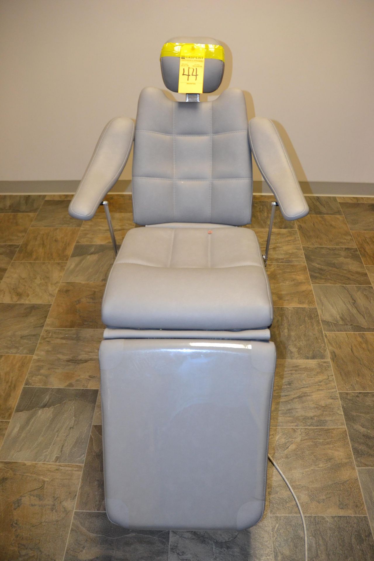 Dexta Examination Chair Model MK9X / #330E-10, s/n 112114-6