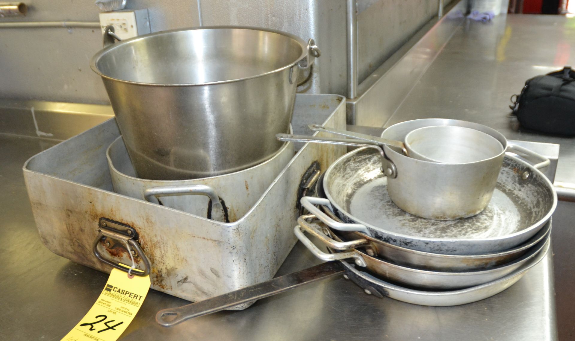 LOT - Pots & Pans