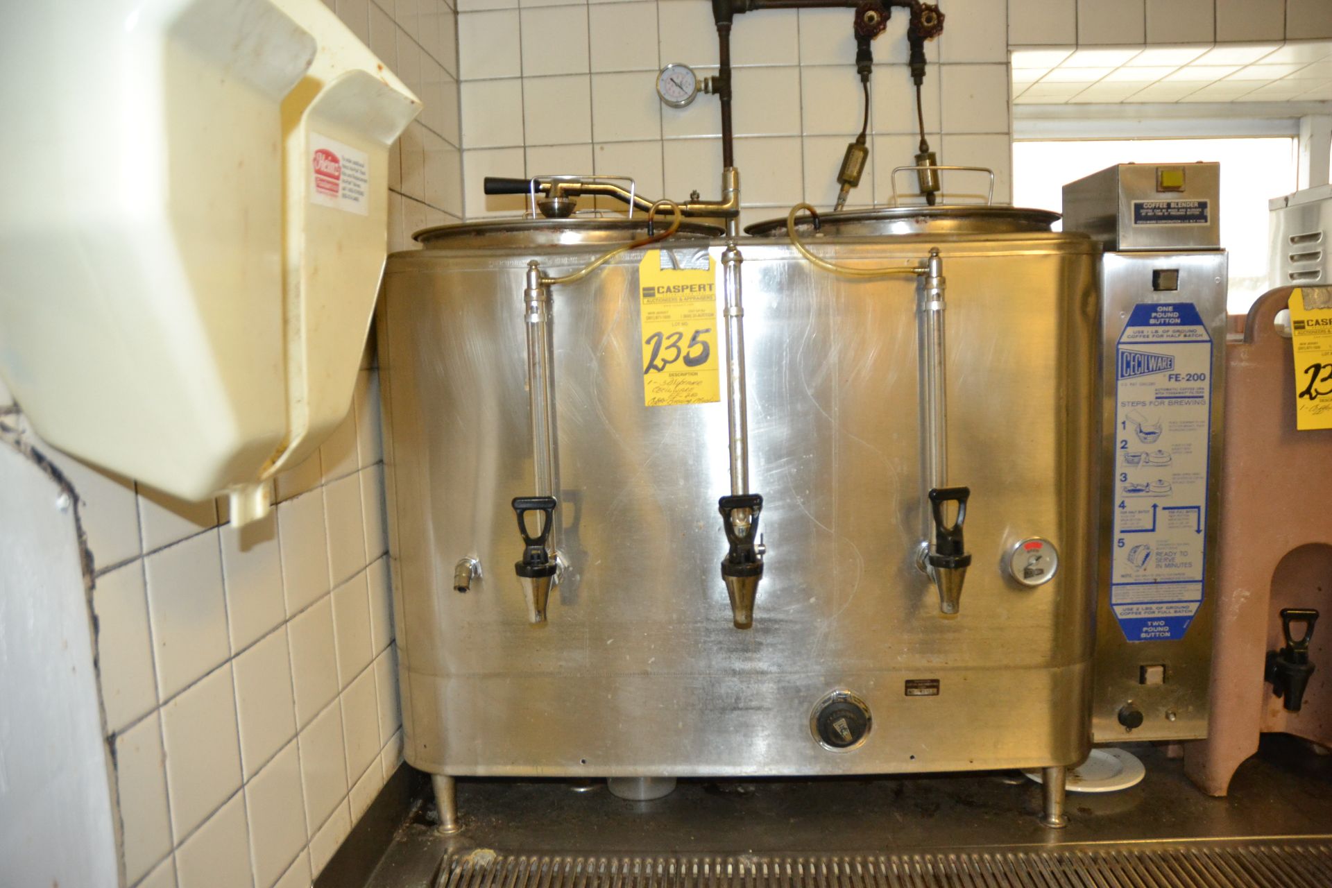 3-Dispenser Cecilware Coffee Brewing Machine, M: FE-200