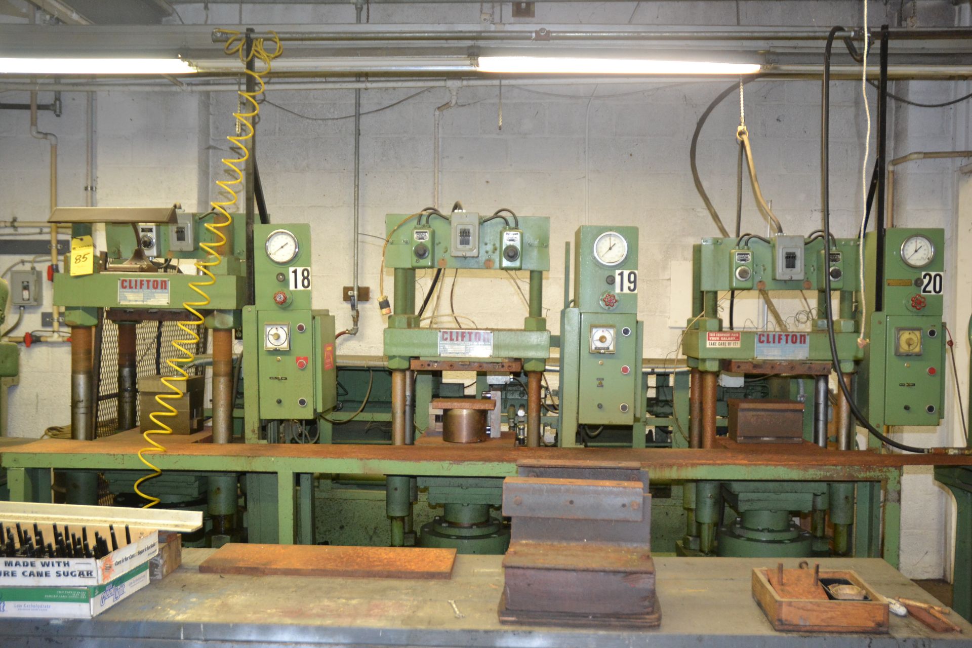 Clifton Hydraulic Press, (1) 100-Ton & (2) 50-Ton w/ Hydraulic Tank - Image 4 of 5