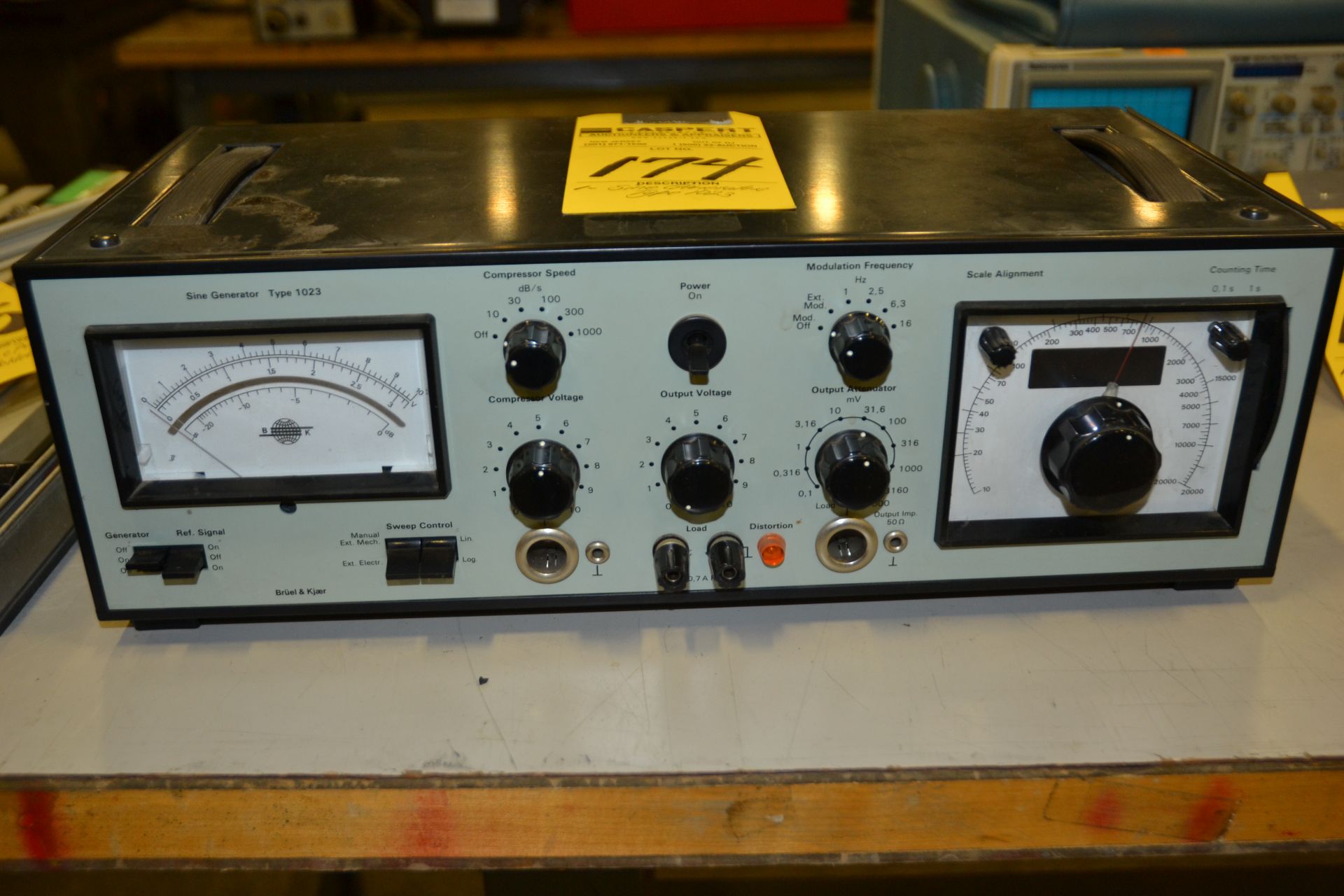 Bruel & Kjaer Sine Generator Type 1023