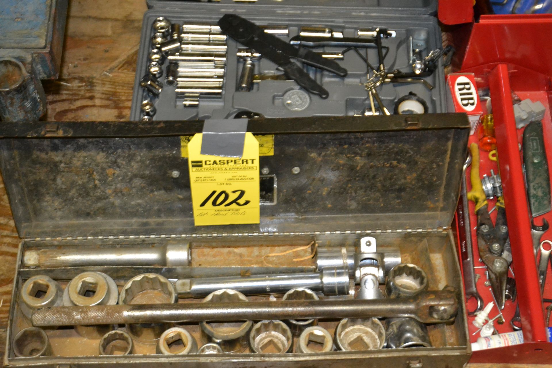 LOT - Socket Wrenches / Hand Tools - Image 3 of 3