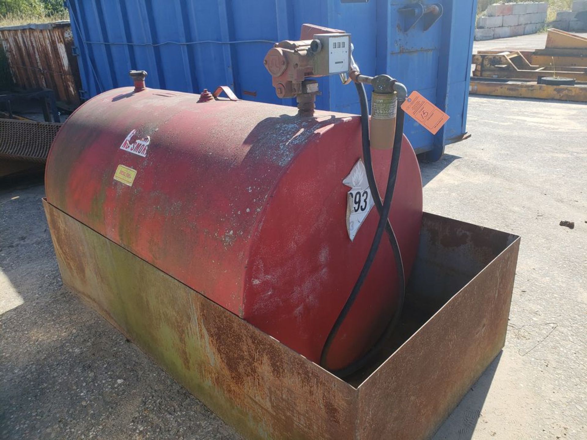 250 GALLON DIESEL FUEL TANK (LOCATED AT: 29861 OLD HWY 33, ELKHART, IN 46516)