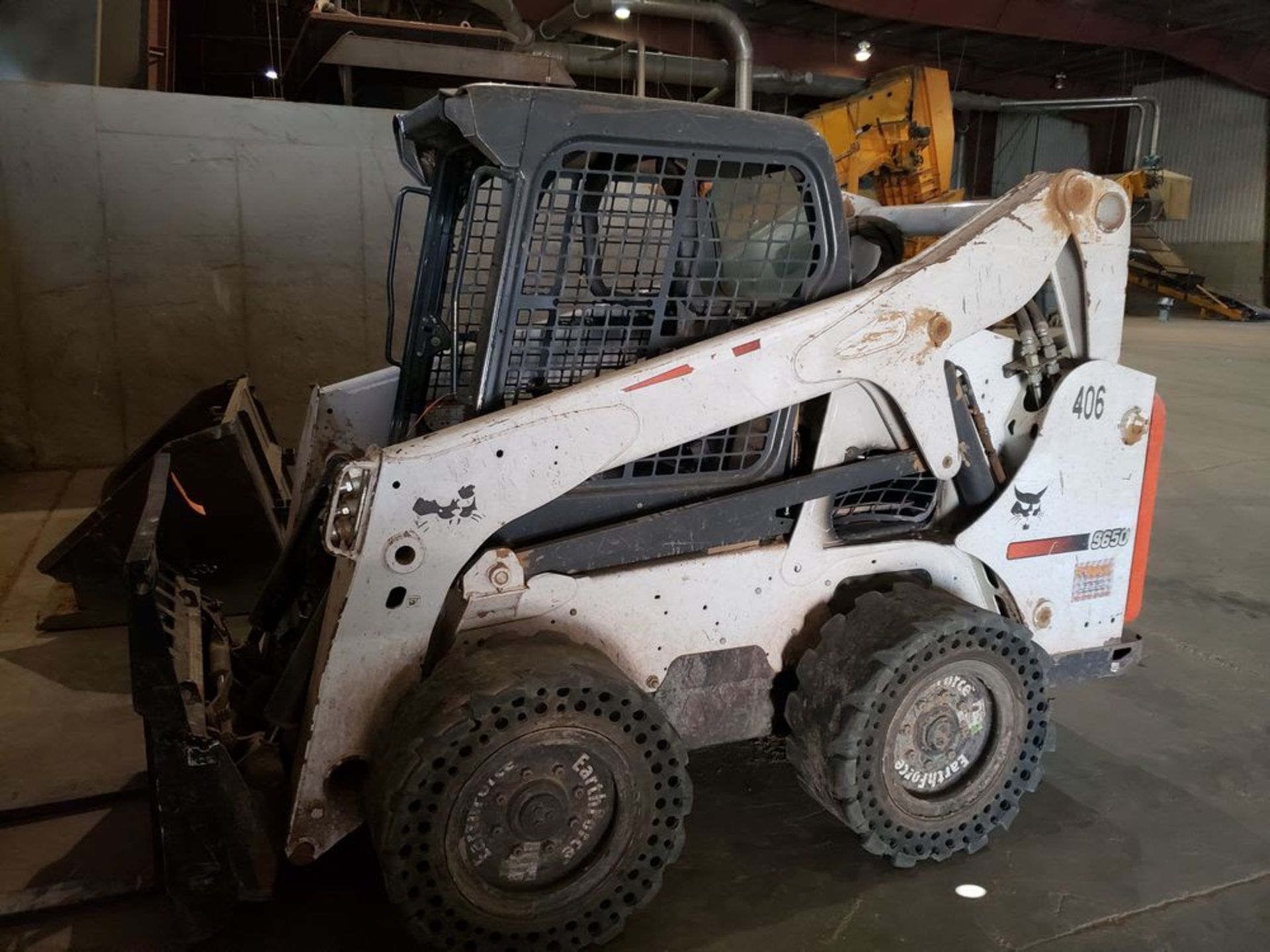 2013 BOBCAT COMPACT SKID STEER LOADER MODEL-S650 ID#A3NV21709 HYDRAULIC, JOYSTICK CONTROL - Image 2 of 3