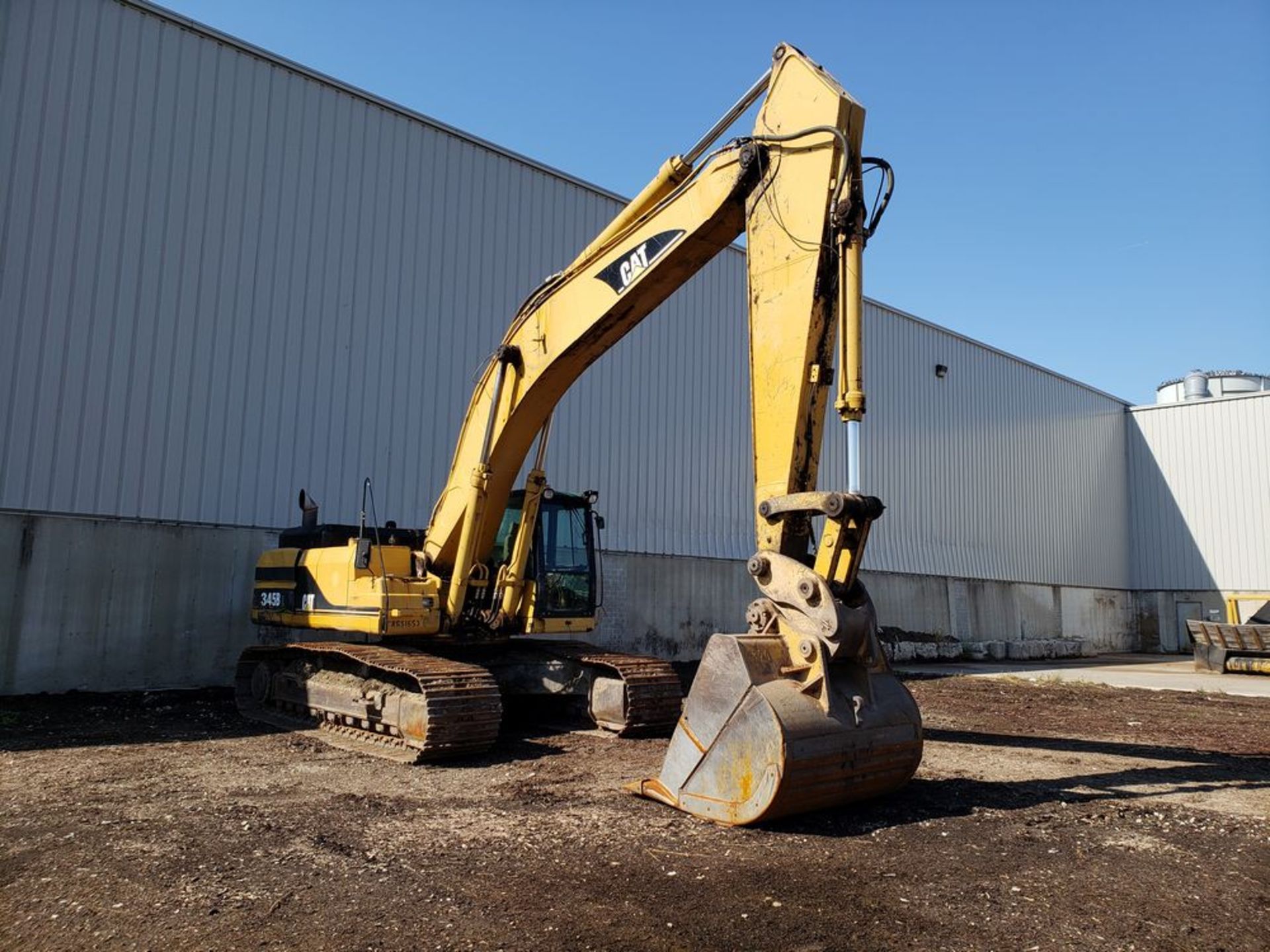 CATERPILLAR CAT EXCAVATOR MODEL-345BL SERIES II ID#CATO345BCAGS01653 (LOCATED AT: 29861 OLD HWY - Image 2 of 5