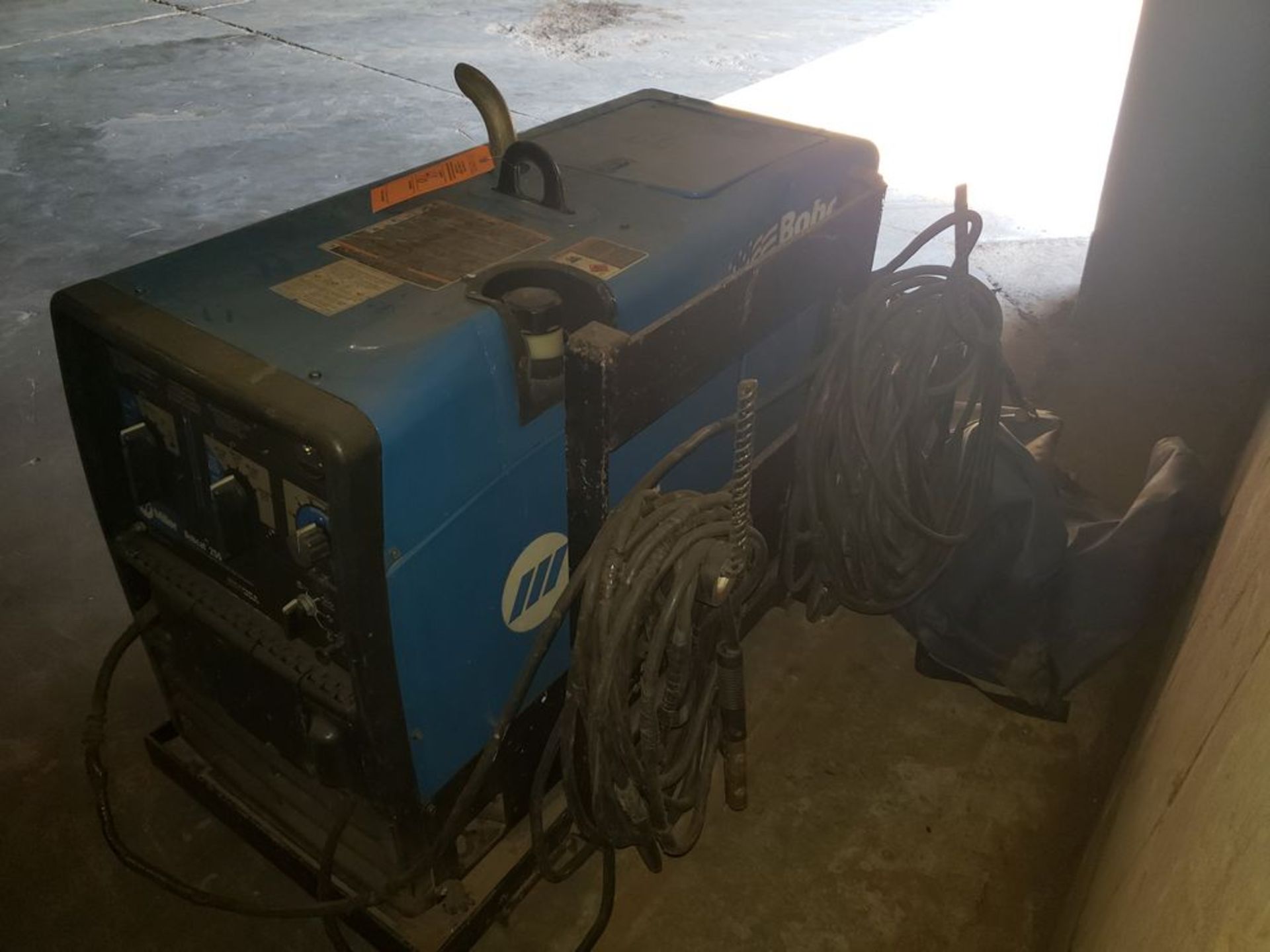 MILLER BOBCAT 250 CC/CV A/DC WELDER 10,500 WATT GENERATOR (LOCATED AT: 29861 OLD HWY 33, ELKHART, IN - Image 3 of 3