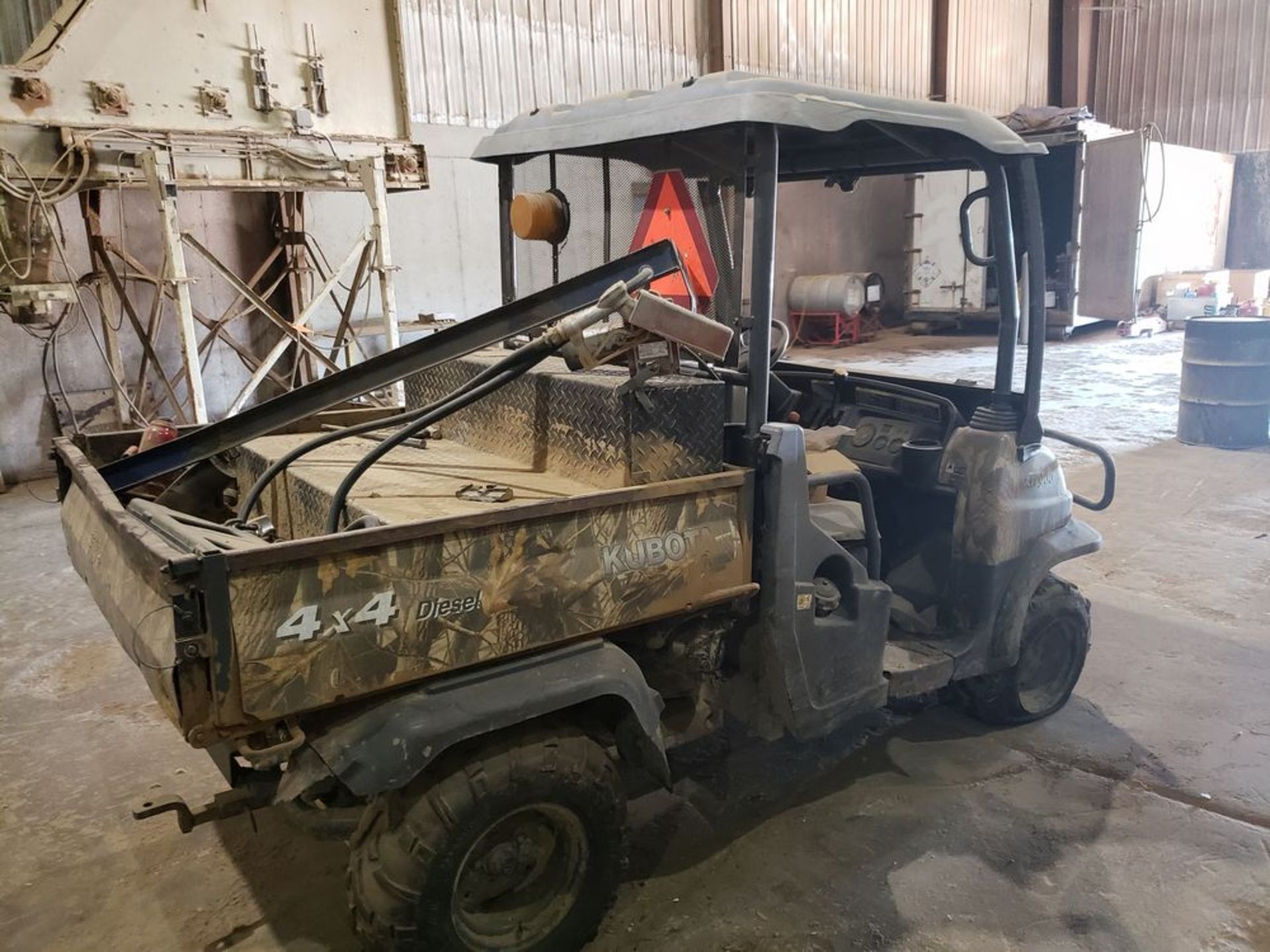 KUBOTA 4 X 4 RTV 900 2269 HOURS (RUNS, NEEDS WHEEL BEARINGS) (LOCATED AT: 29861 OLD HWY 33, ELKHAR - Image 2 of 2