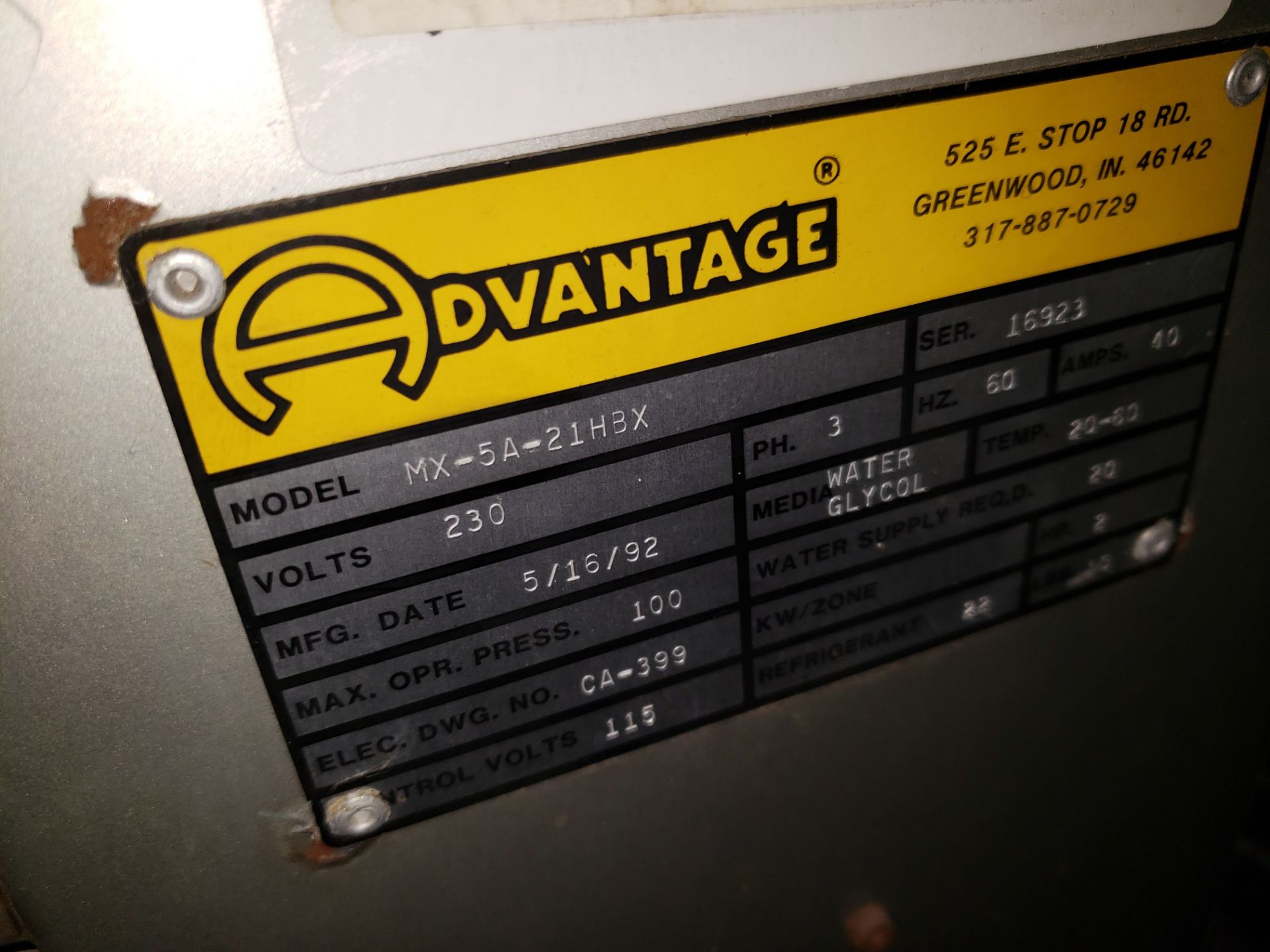 ADVANTAGE CHILLER MODEL-MX-5A-21HBX S#16923 WATER/GLYCOL 2HP (LOCATED AT: 9910 AIRPORT DRIVE, FORT - Image 3 of 3