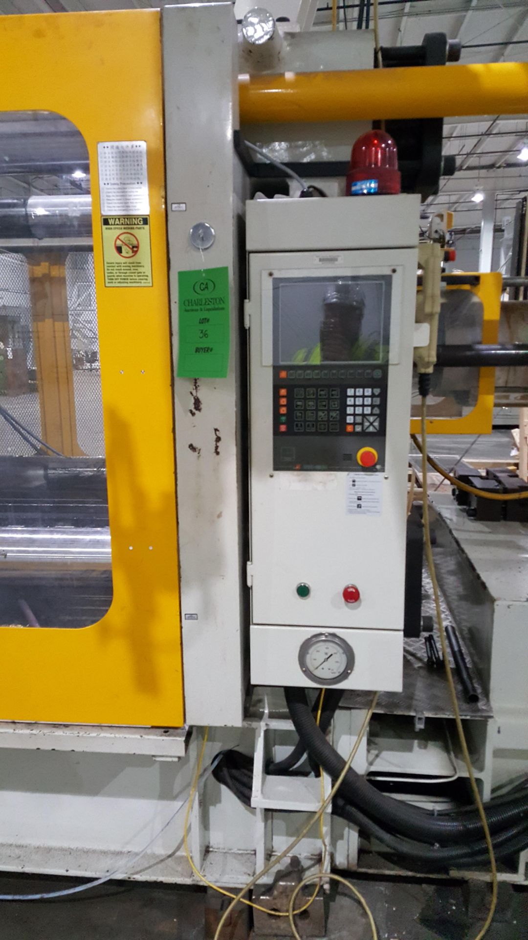 ASIAN PLASTIC MACHINE Injection Molding machine, Model SM850 (ref maq. 5), Distance between bars 46”