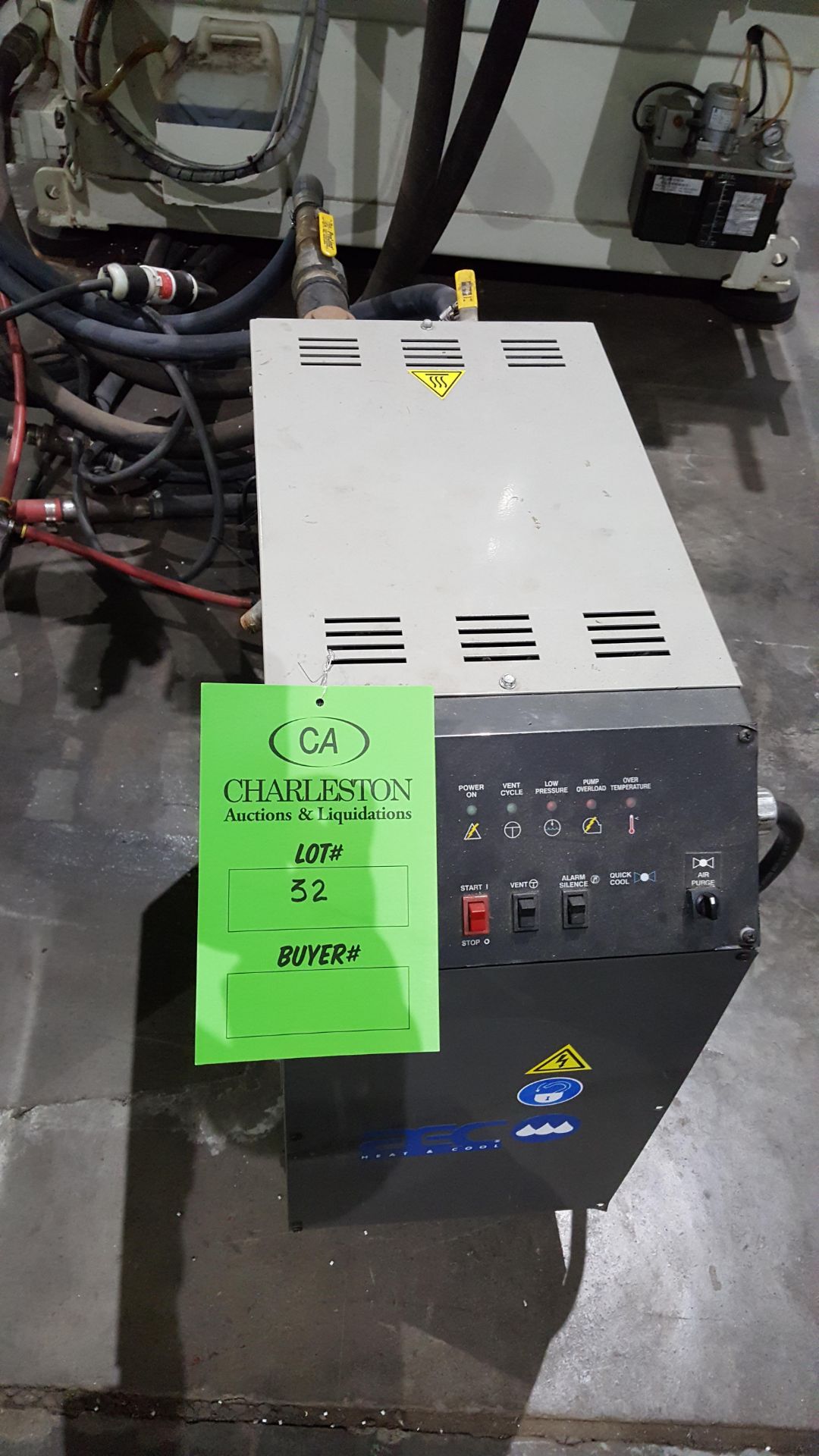 AEC Tempeature controller, Model ECU300, SN 45L3417, 480 volts, PH3, 60Hz. Year: 2015,PUMP: 3 HP