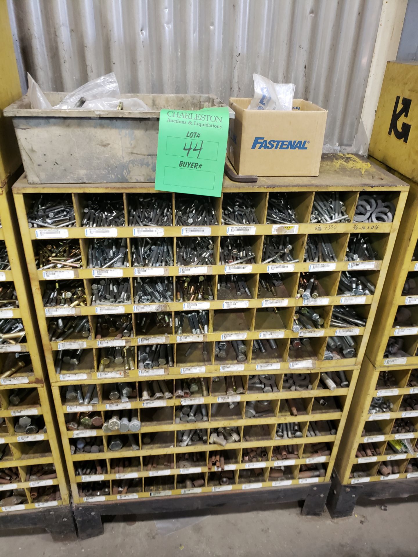 PARTS CABINET & CONTENTS-VARIOUS FASTENERS