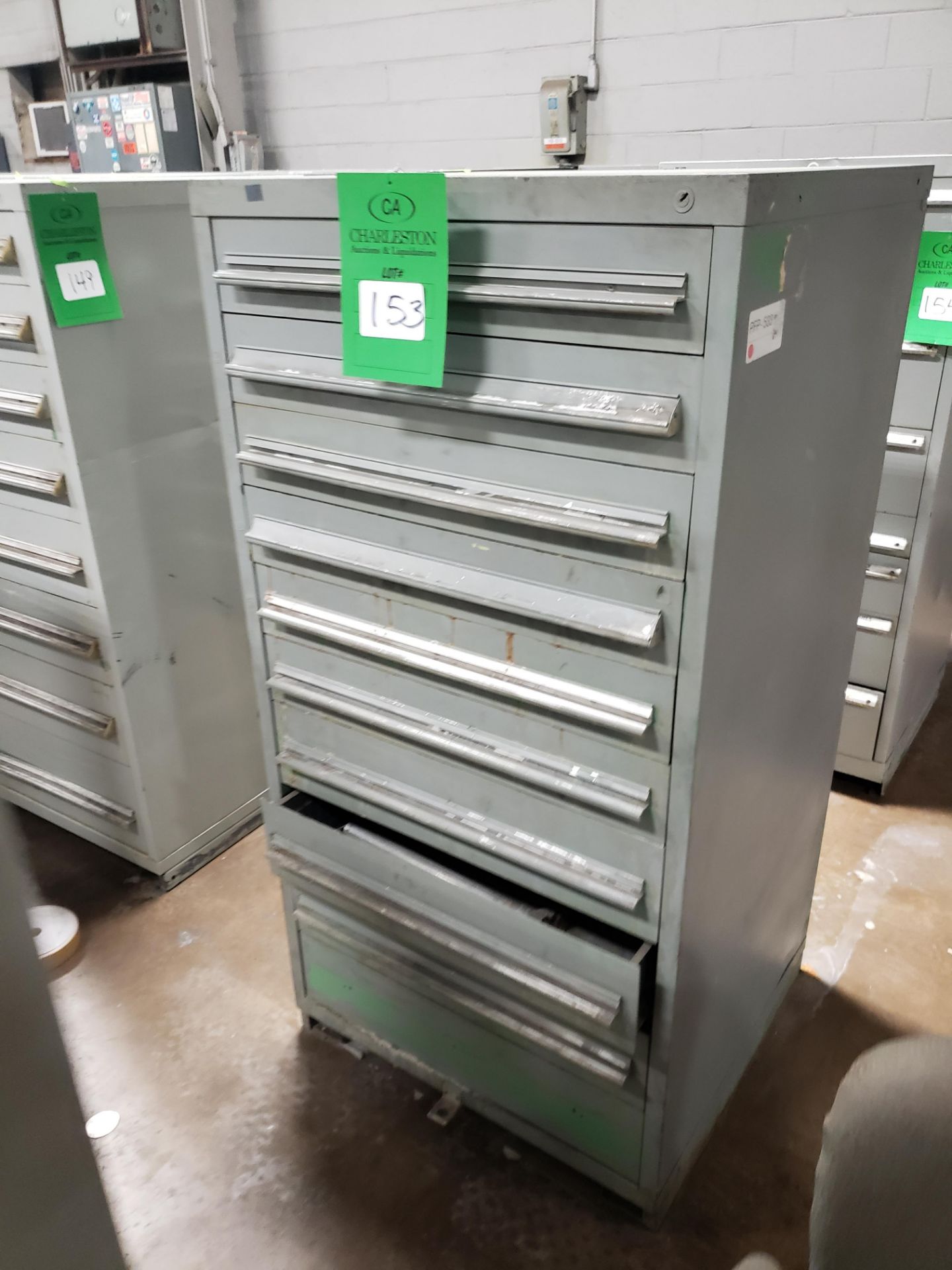 10 DRAWER TOOL CABINET (NO CONTENTS) G-4