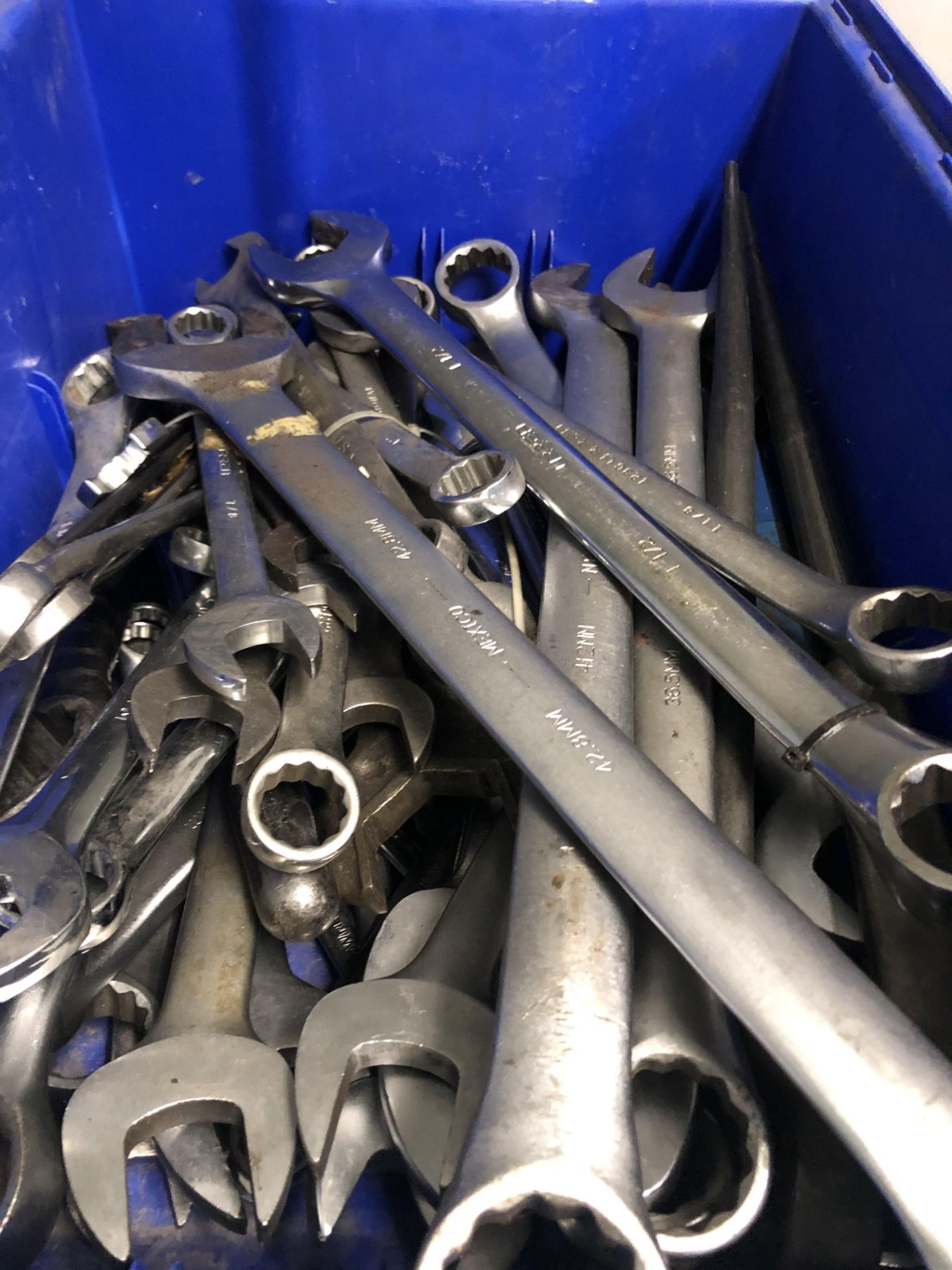 Lot of combination wrench, different sizes /lote de llaves