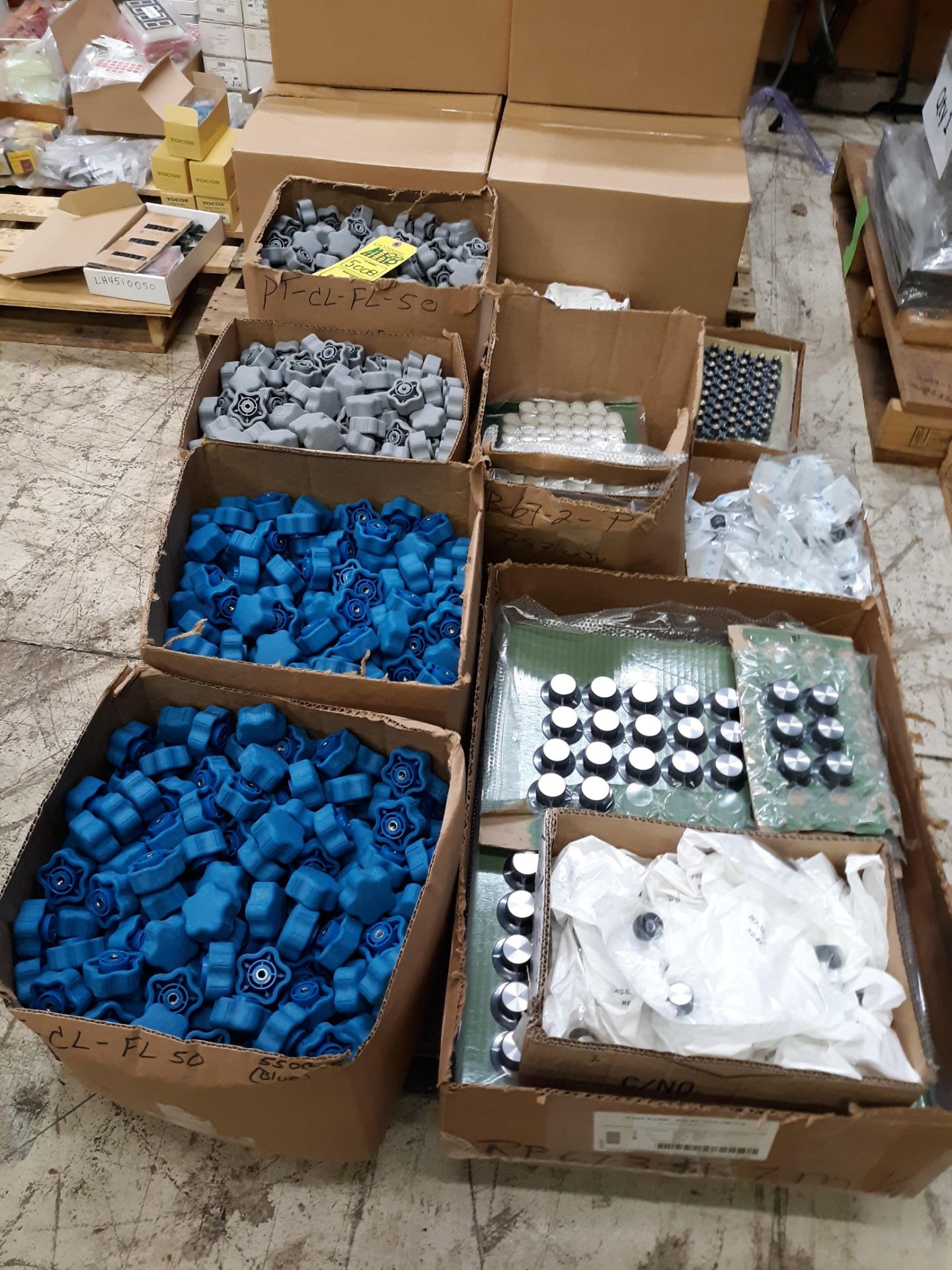 PALLET OF MISC. ELECTRONIC EQUIPMENT KNOBS