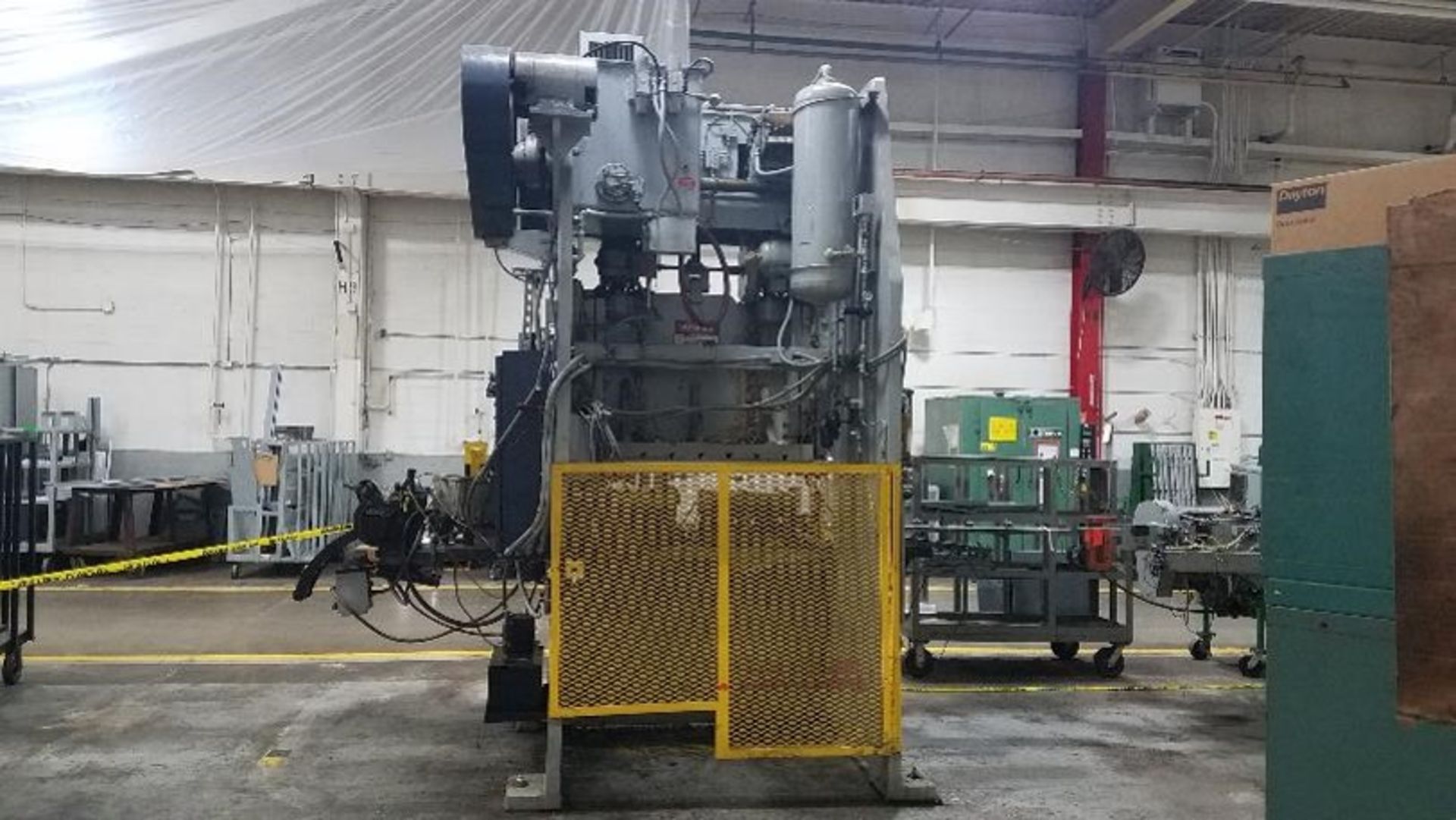 VERSON 100 TON PRESS MODEL-100-0P2-46 S#22915 STROKE-6 SHUT HEIGHT-15 STROKE/MINUTES 35 (Located at: - Image 4 of 5